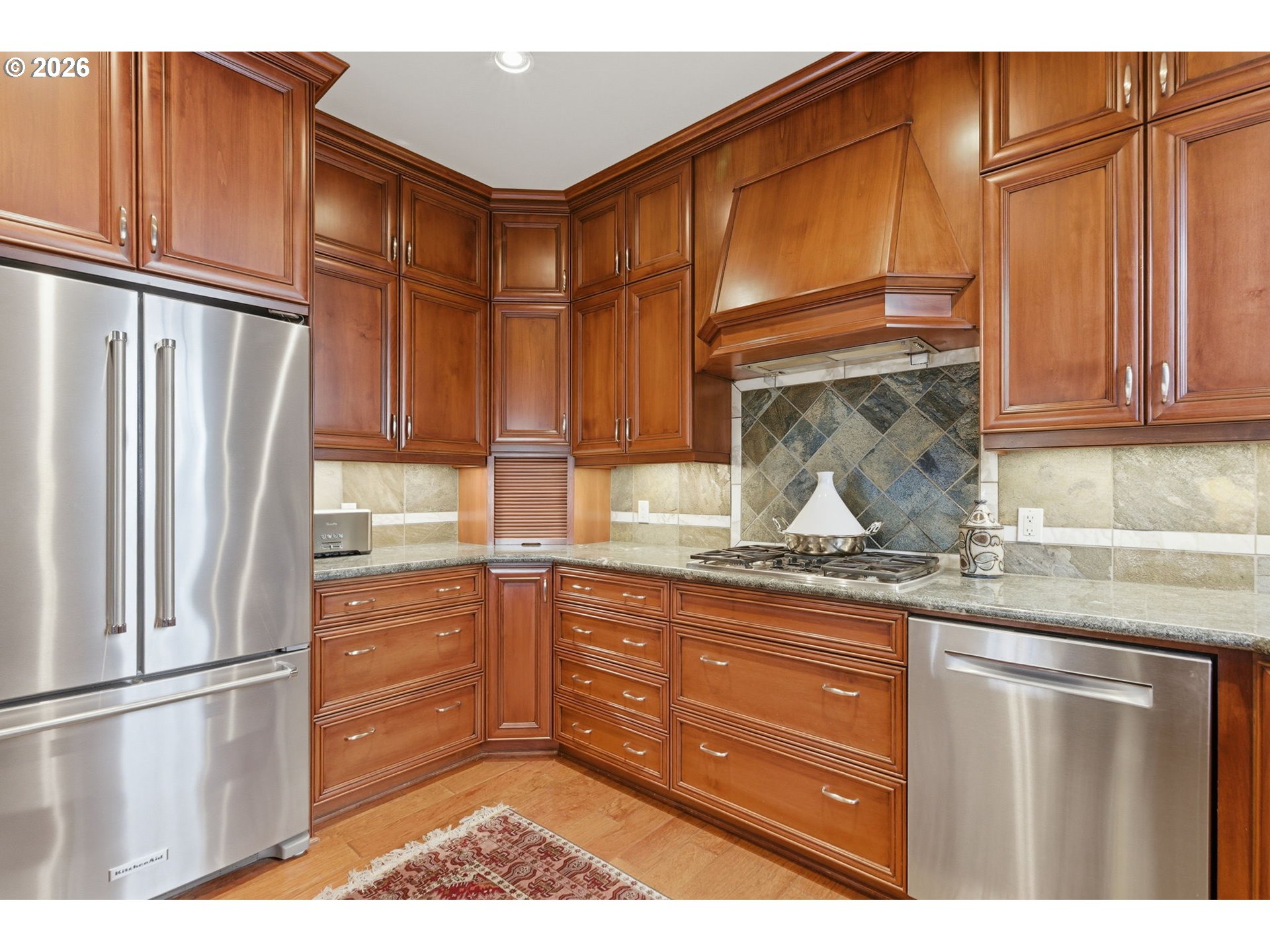 Photo #11: 237801237 Listing: Photo #11