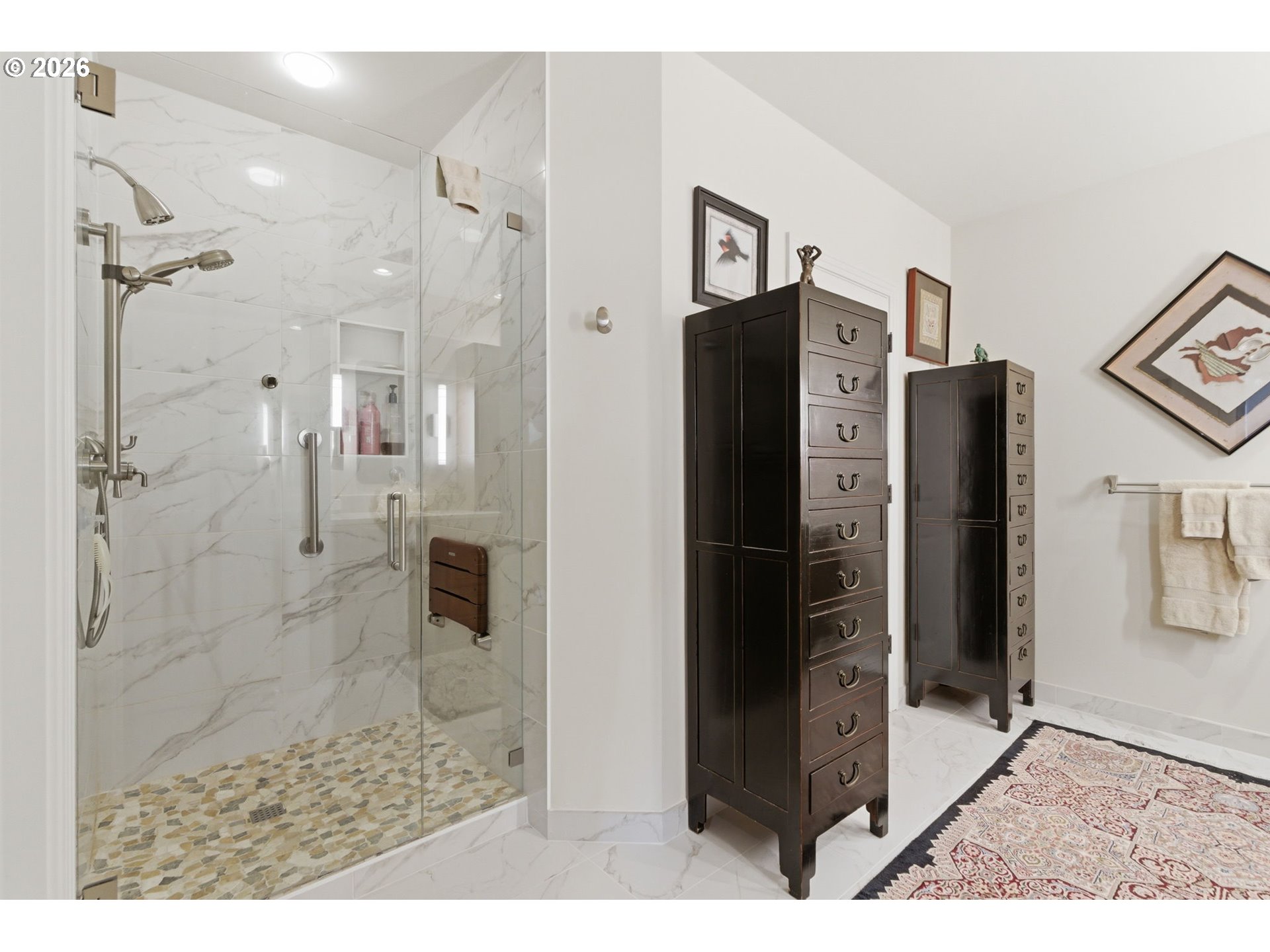 Photo #4: 237801237 Listing: Photo #4