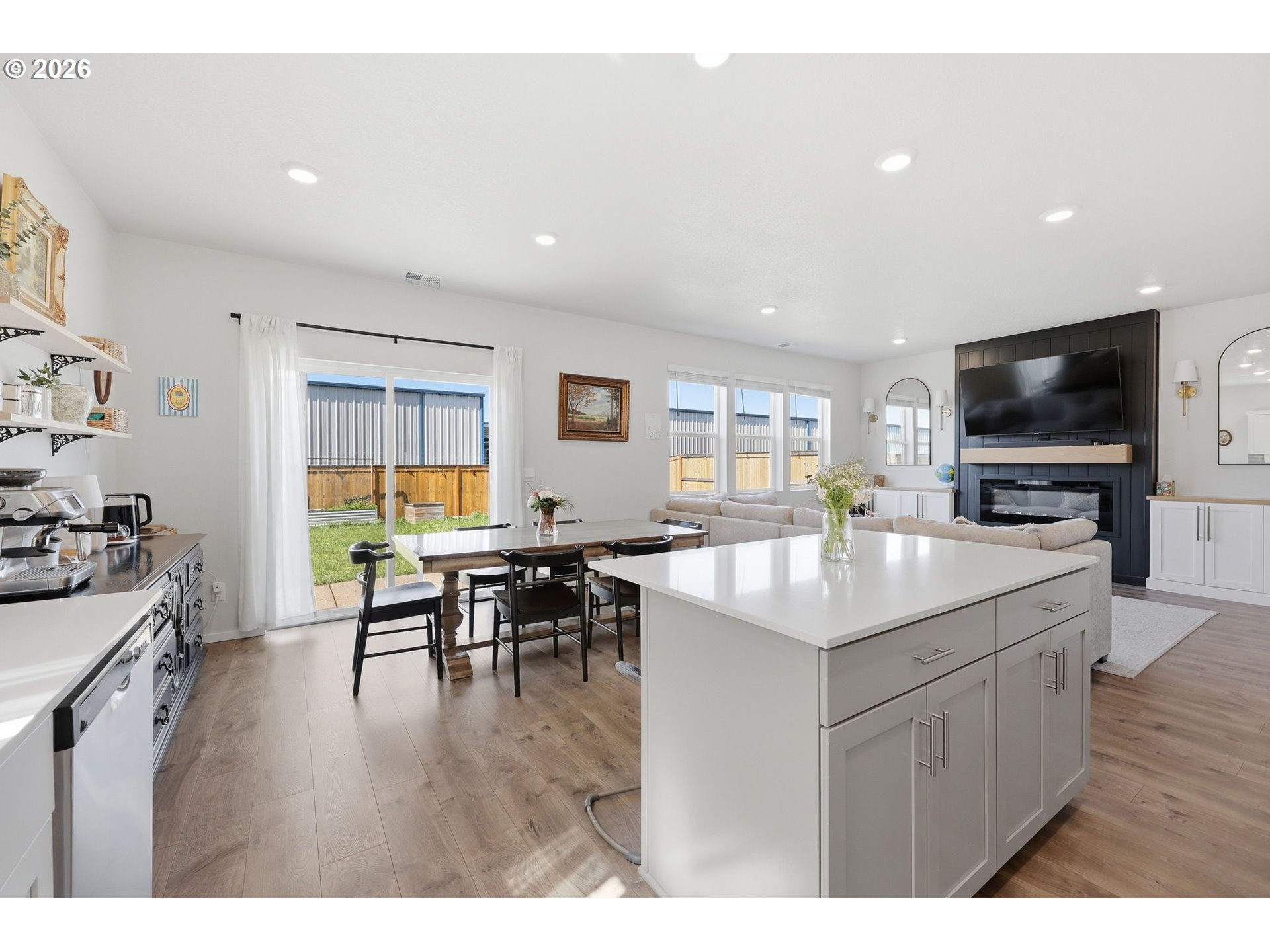 5461 EARTH PL, Salem, OR, 97301