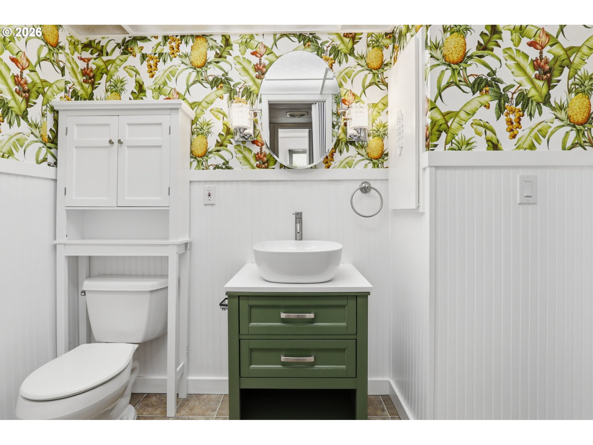 Photo #5: 238746118 Listing: Photo #5