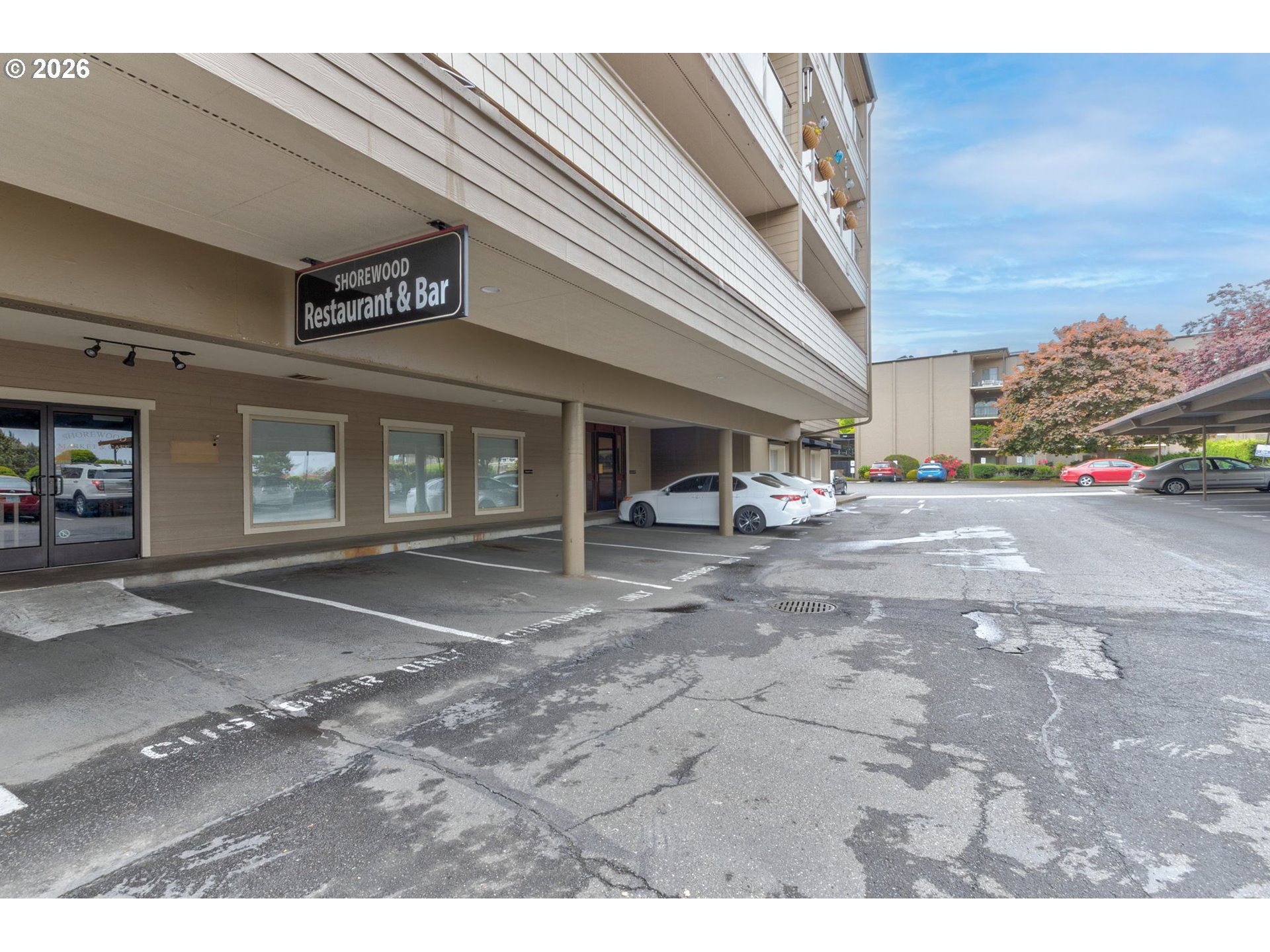 Photo #21: 238746118 Listing: Photo #21