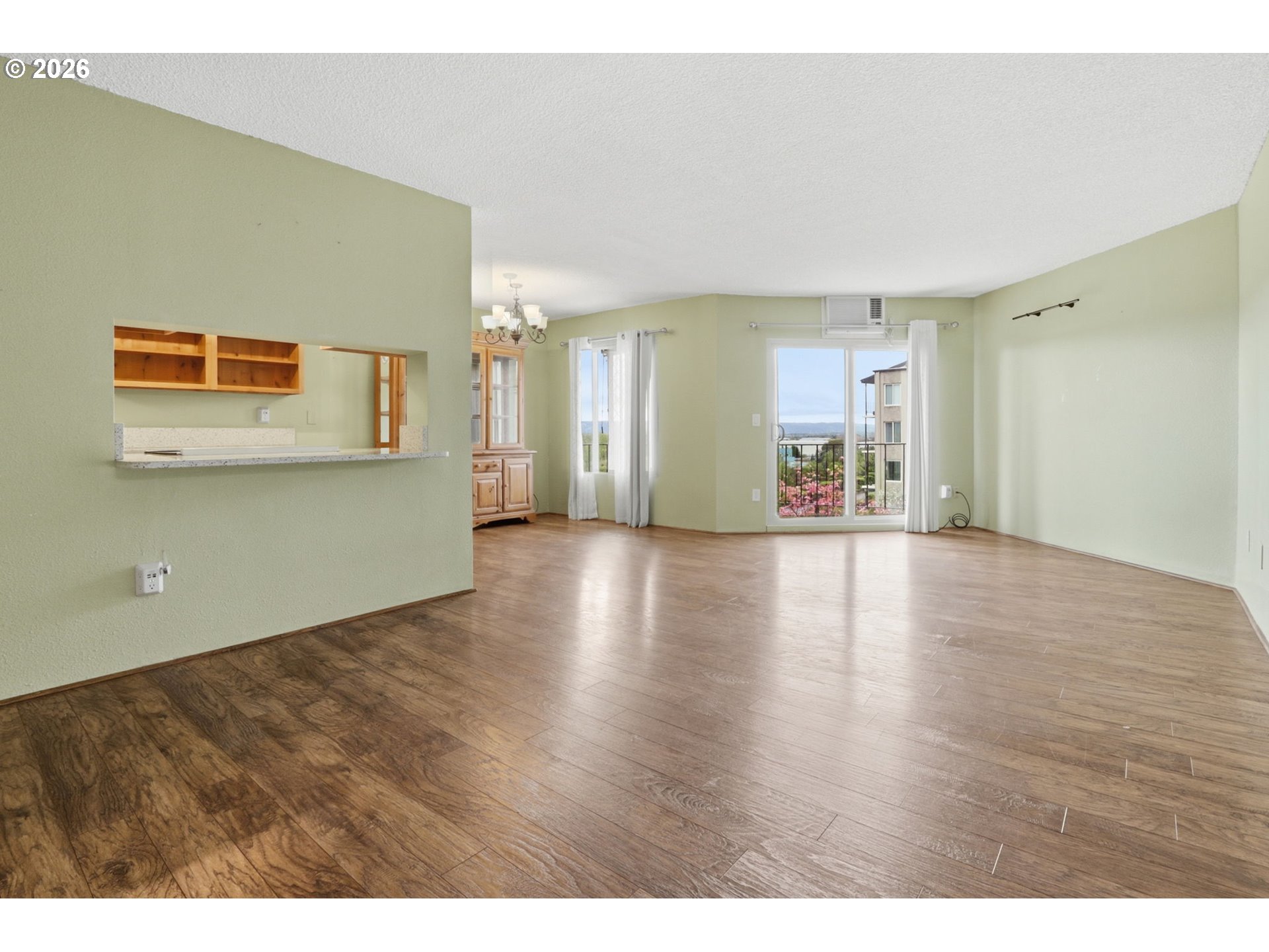 Photo #26: 238746118 Listing: Photo #26