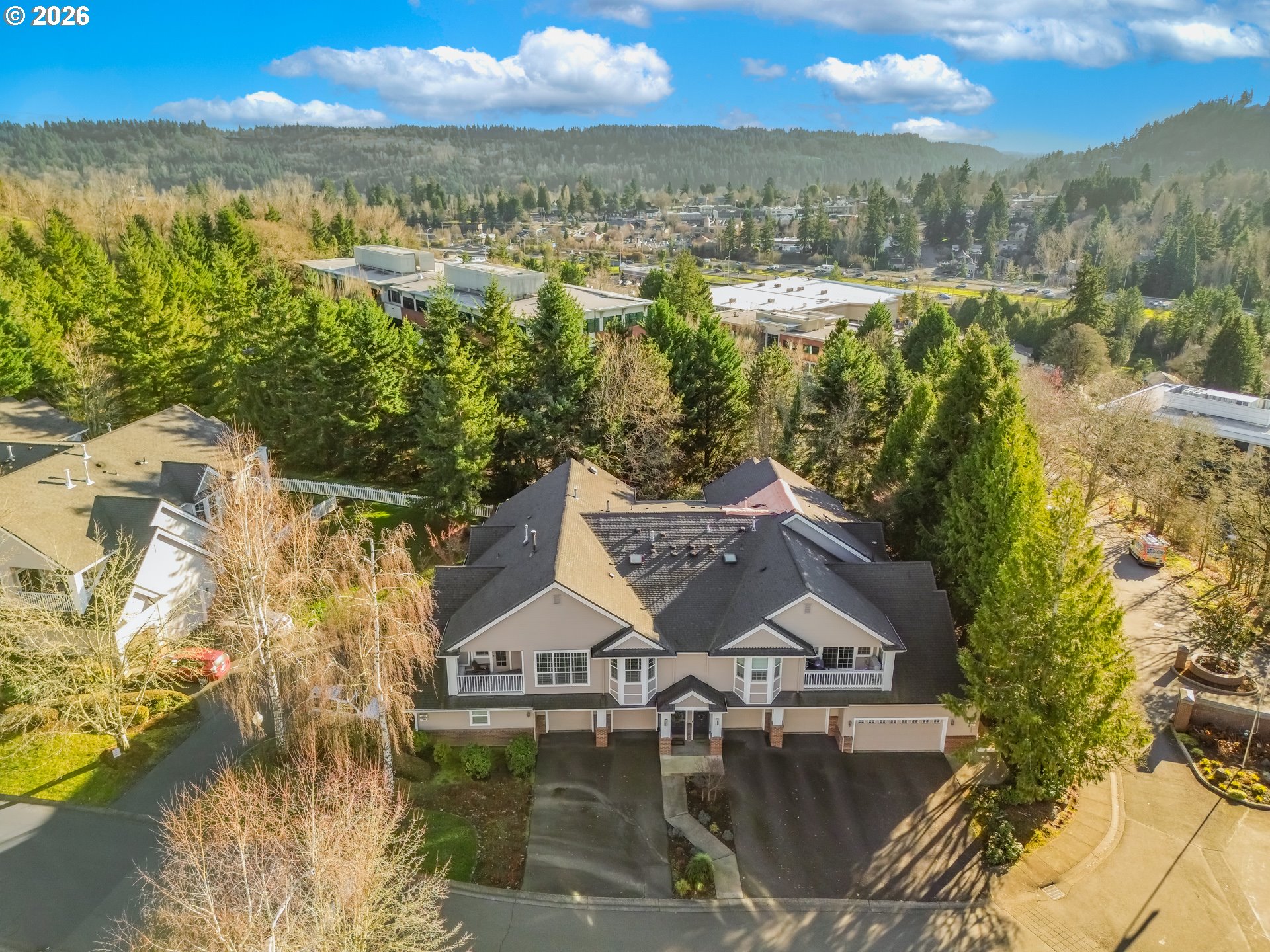 Photo #4: 238812921 Listing: Photo #4