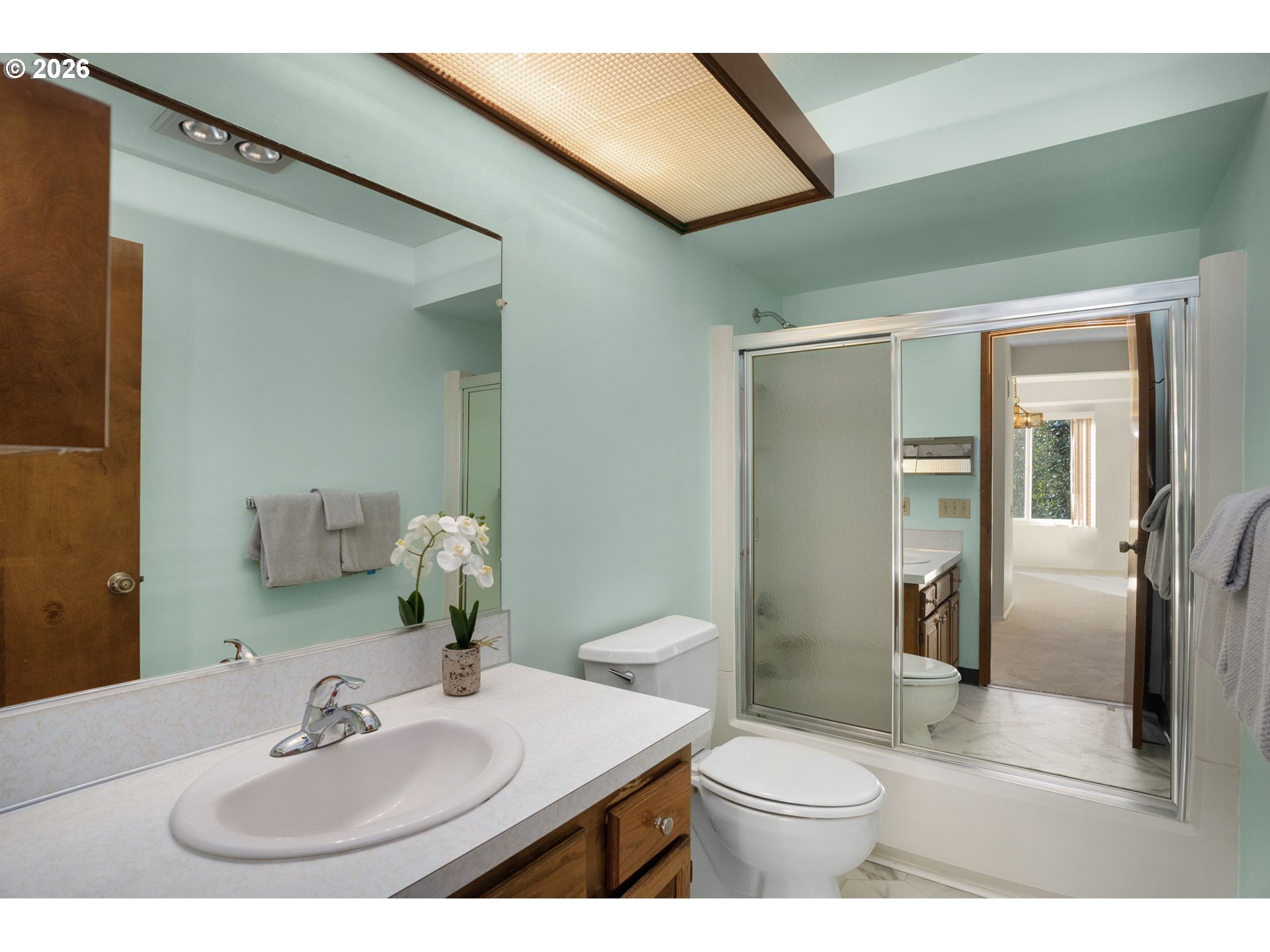 Photo #10: 239149173 Listing: Photo #10