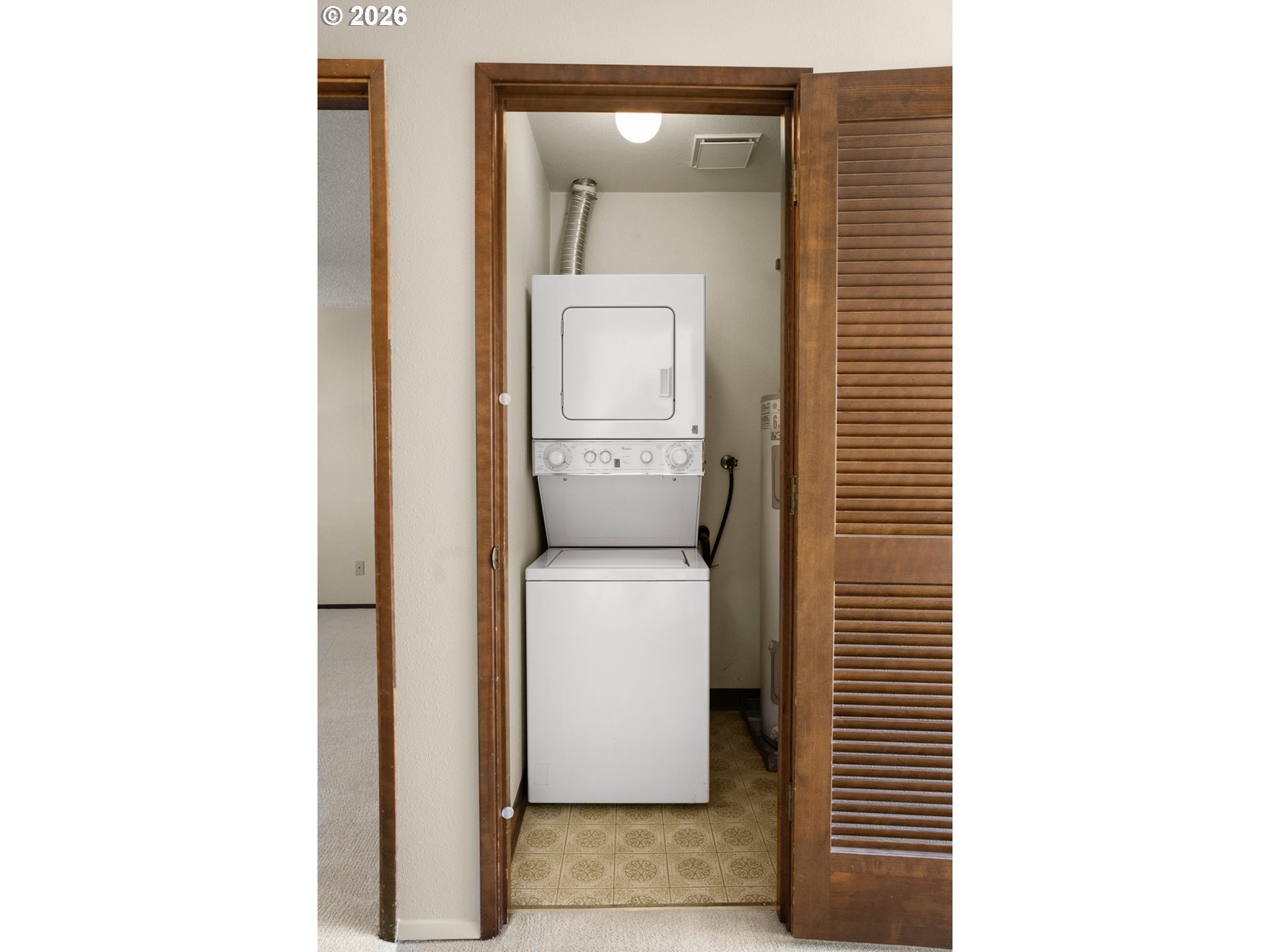 Photo #9: 239149173 Listing: Photo #9