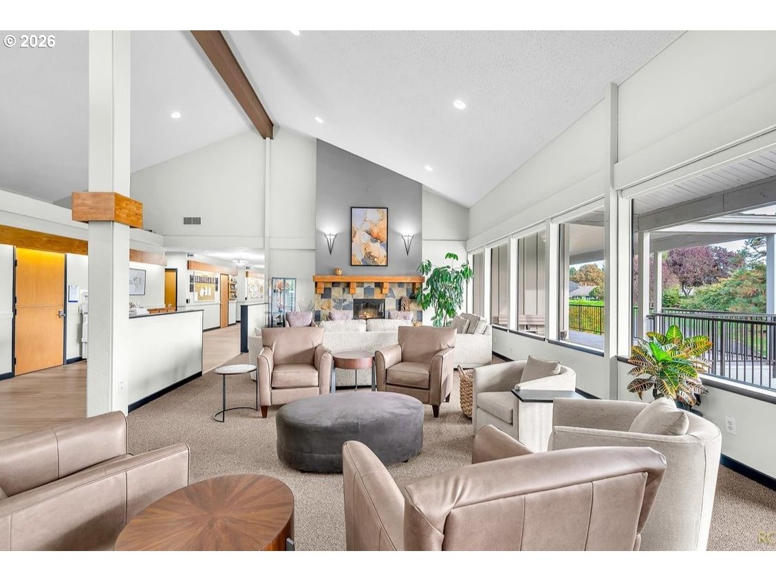 Photo #33: 239149173 Listing: Photo #33