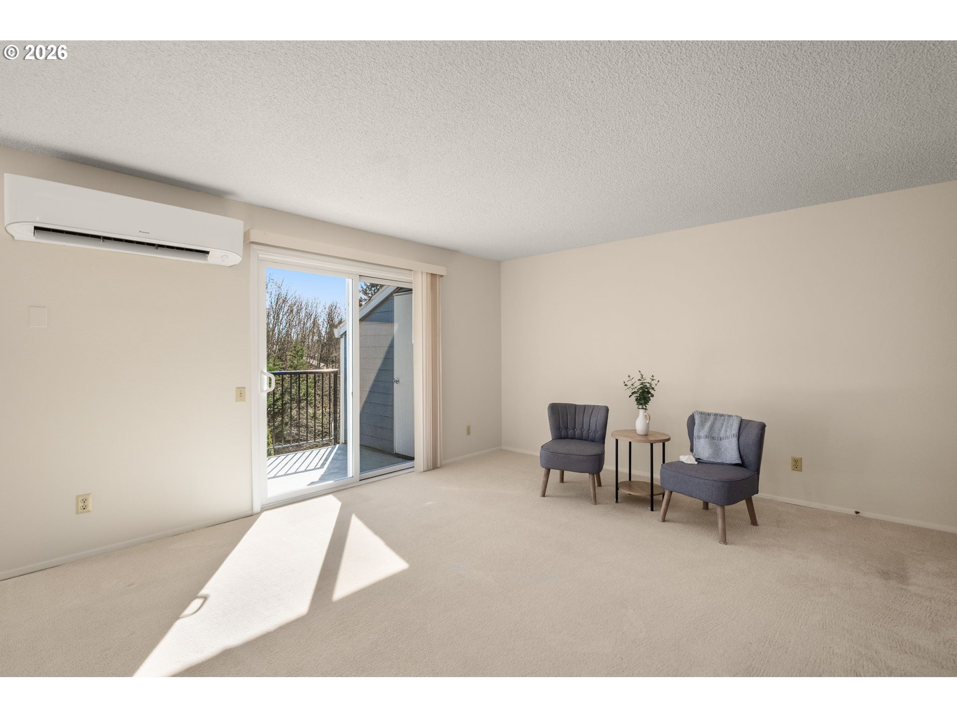 Photo #7: 239149173 Listing: Photo #7