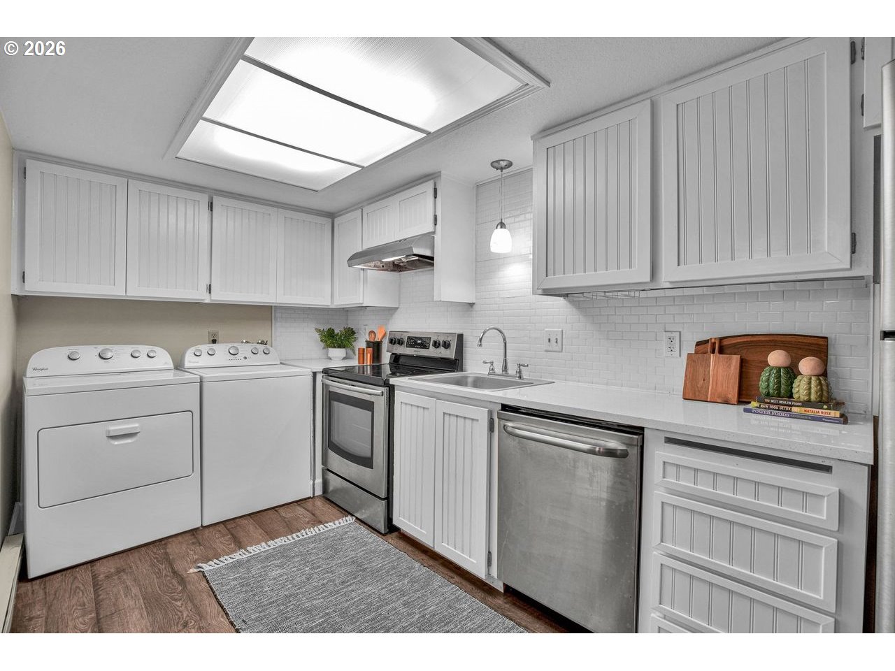 Photo #21: 239569874 Listing: Photo #21