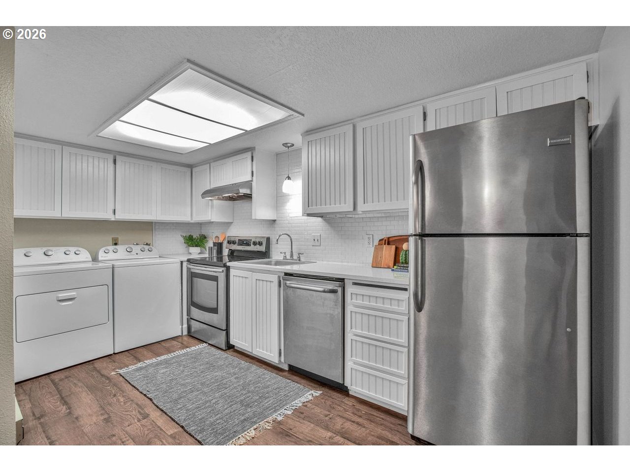 Photo #23: 239569874 Listing: Photo #23