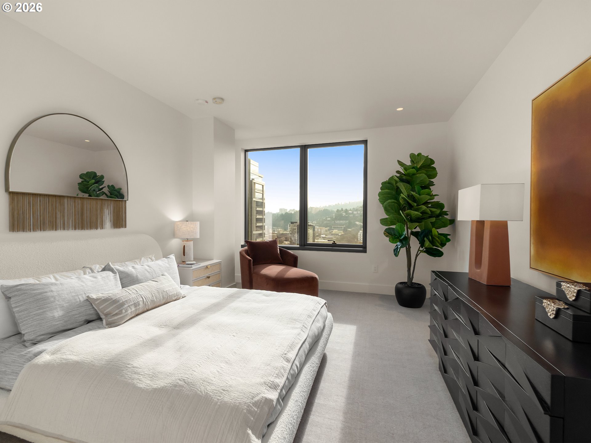 Photo #4: 239580231 Listing: Photo #4