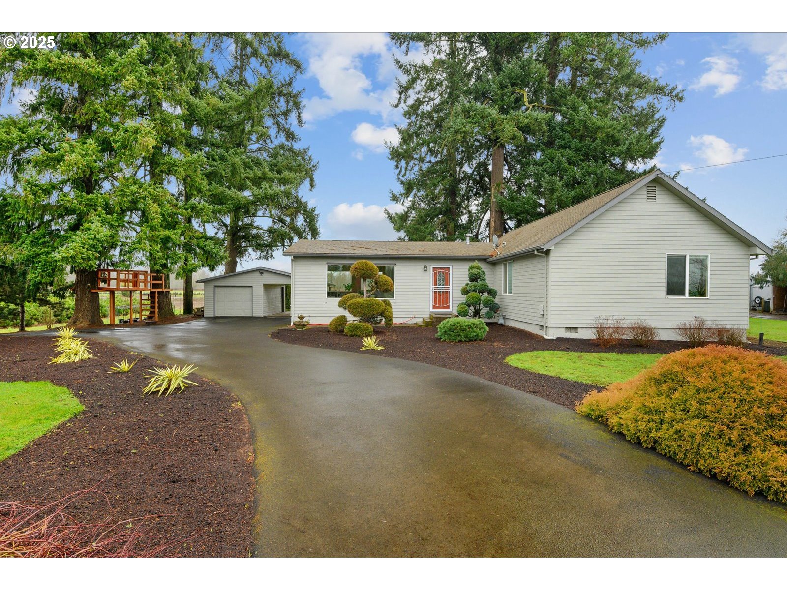 24090 BARLOW RD Canby OR 97013 Photo of 24090 BARLOW RD Canby OR 97013