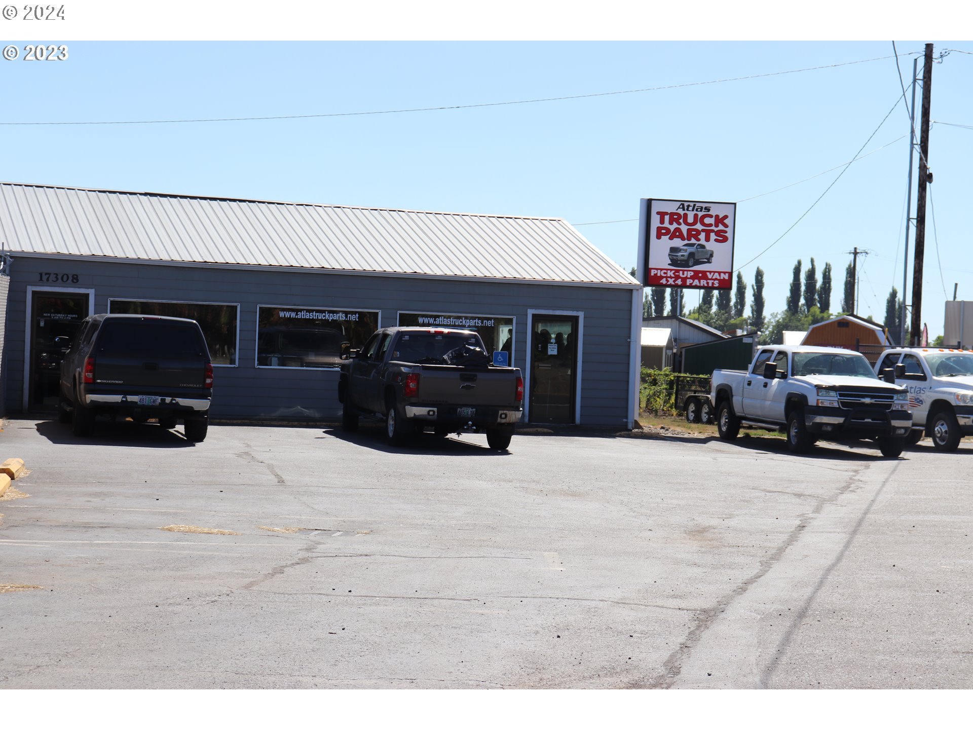 Photo of 17308 HIGHWAY 99E Hubbard OR 97032