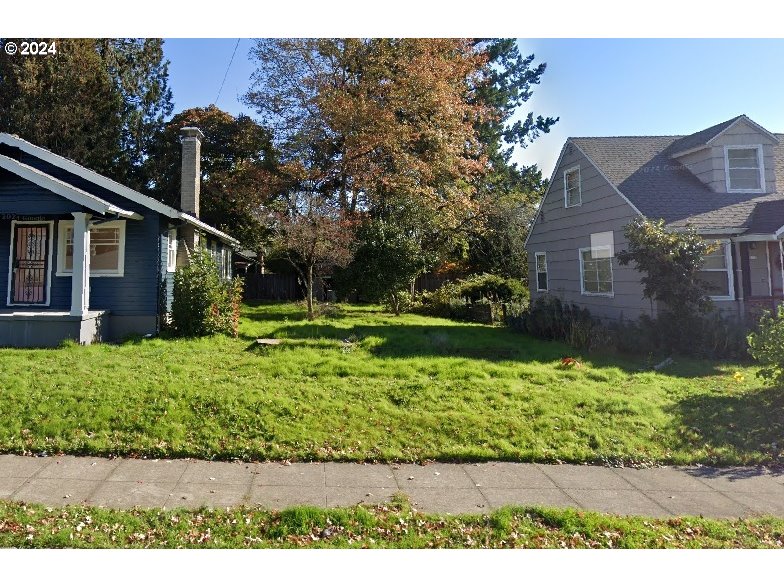 Photo of 114 74TH AVE Portland OR 97213