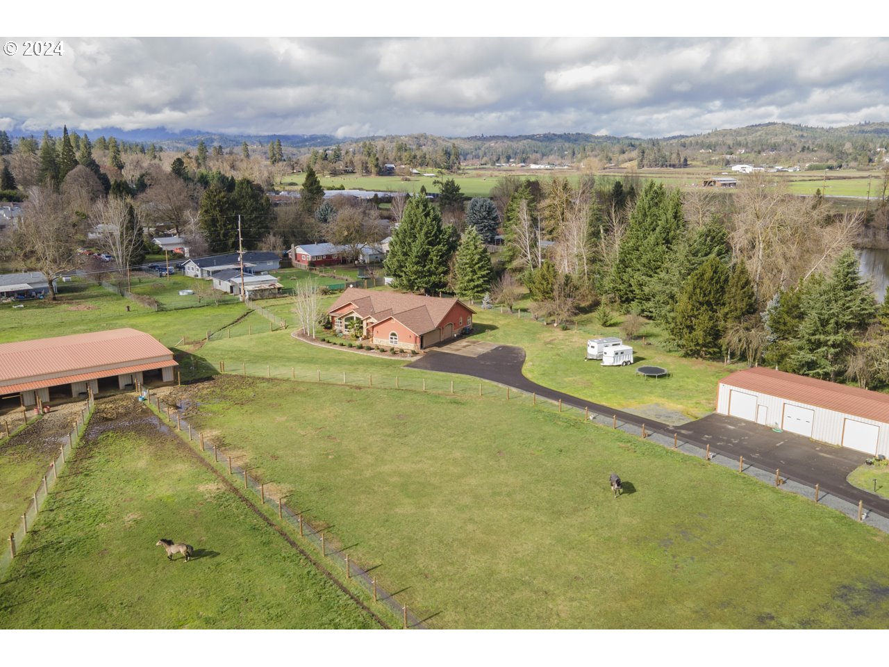 2740 LOWER RIVER RD, Grants Pass, OR 