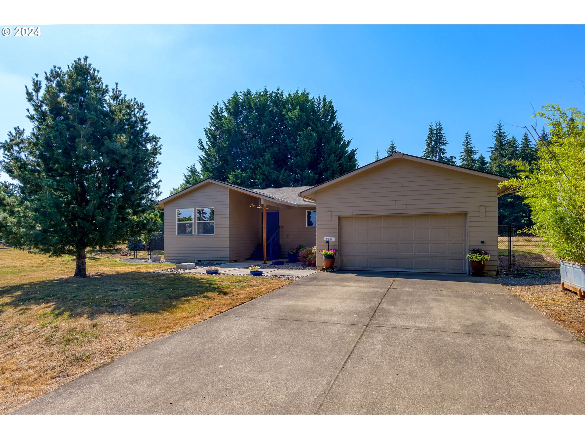 Photo of 17832 WESLEY CT Oregon City OR 97045