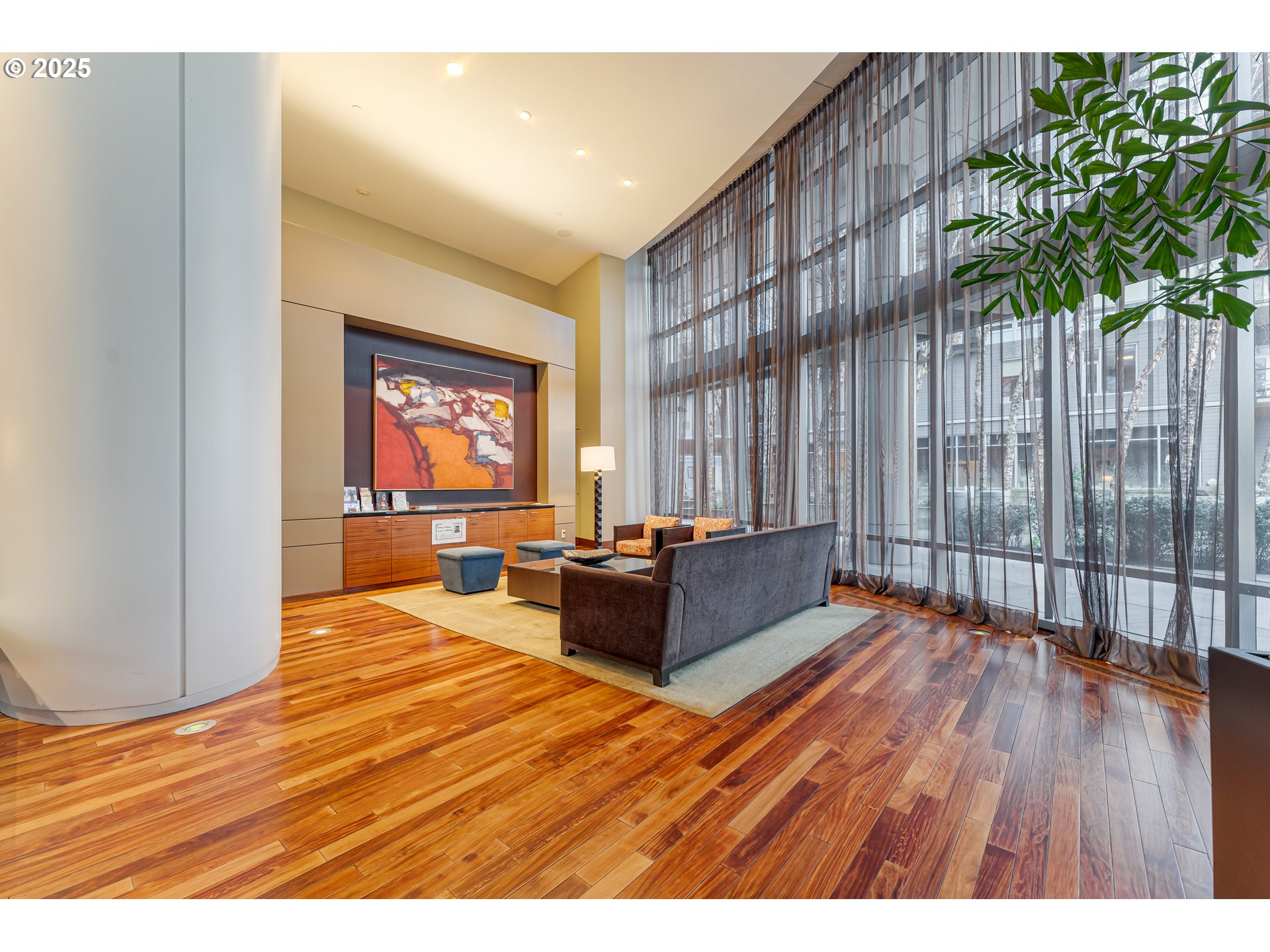 Photo #4: 24010089 Listing 