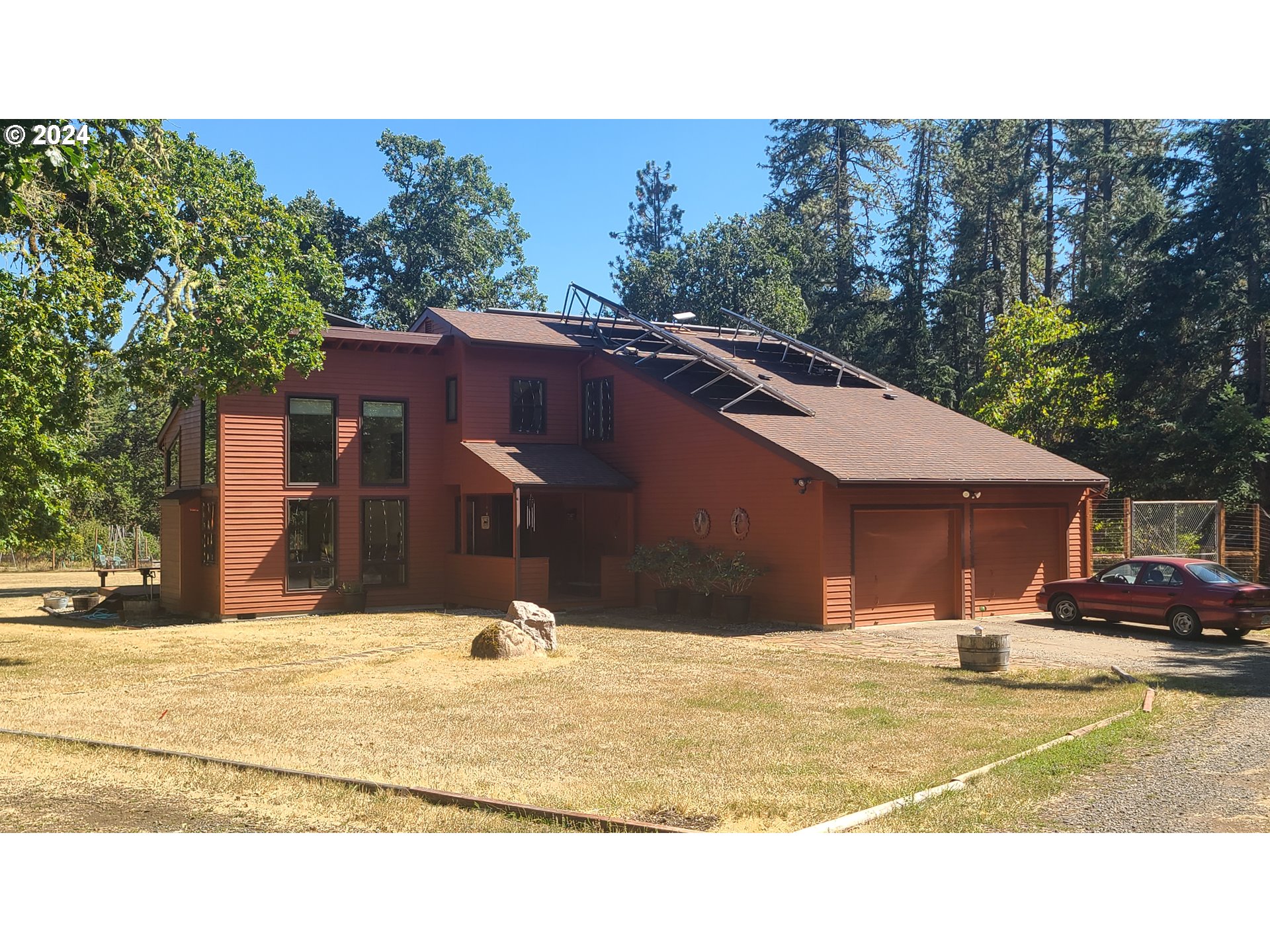 Photo of 31740 FOX HOLLOW RD Eugene OR 97405