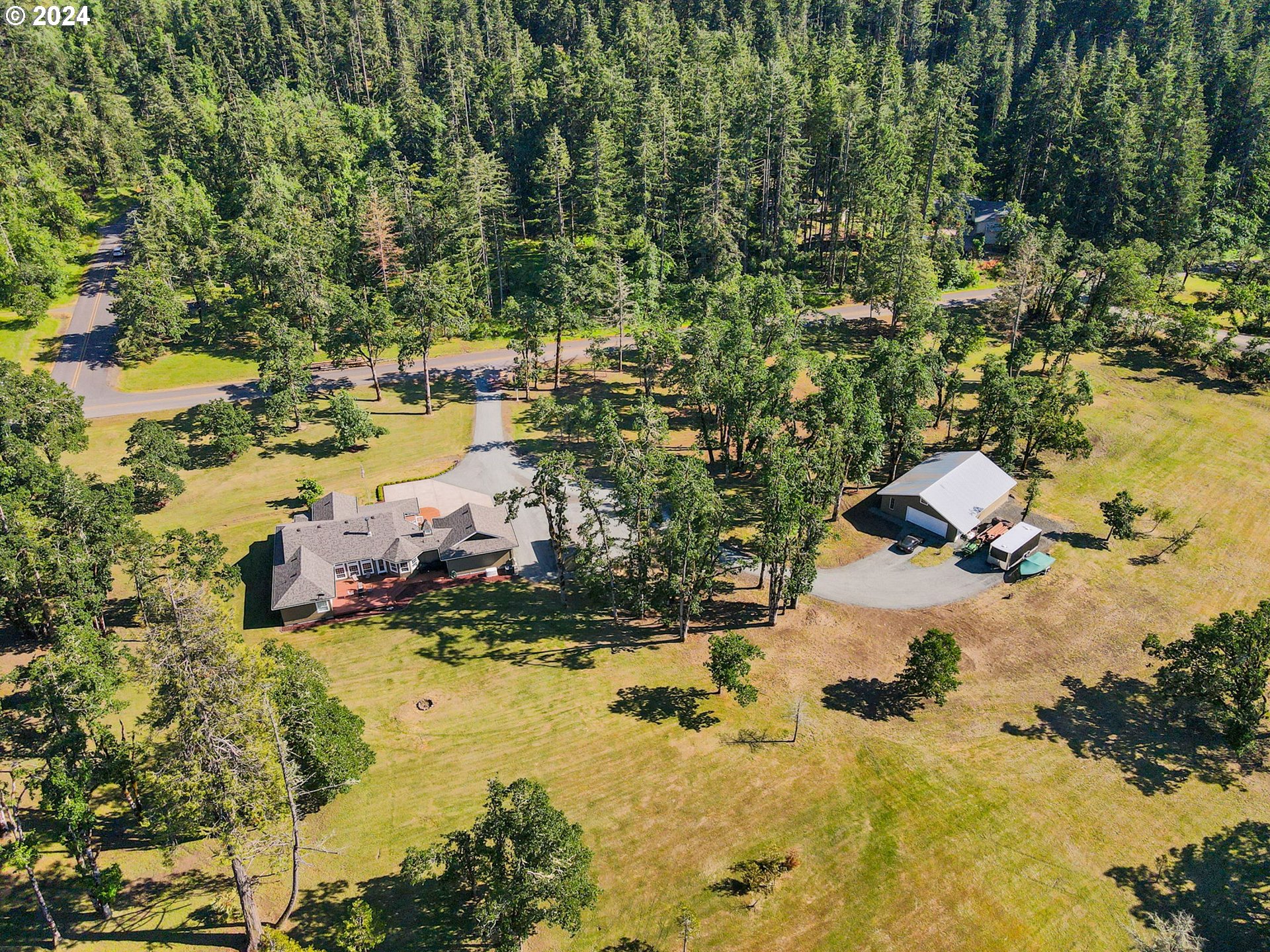 Photo of 33482 MOLITOR RANCH RD Cottage Grove OR 97424