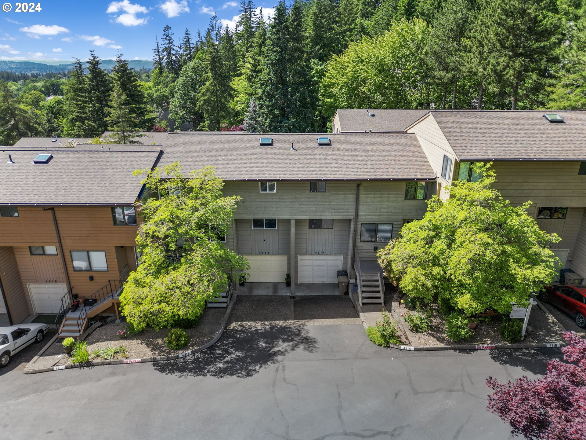 Photo of 4312 BOTTICELLI Bldg B ST Lake Oswego OR 97035