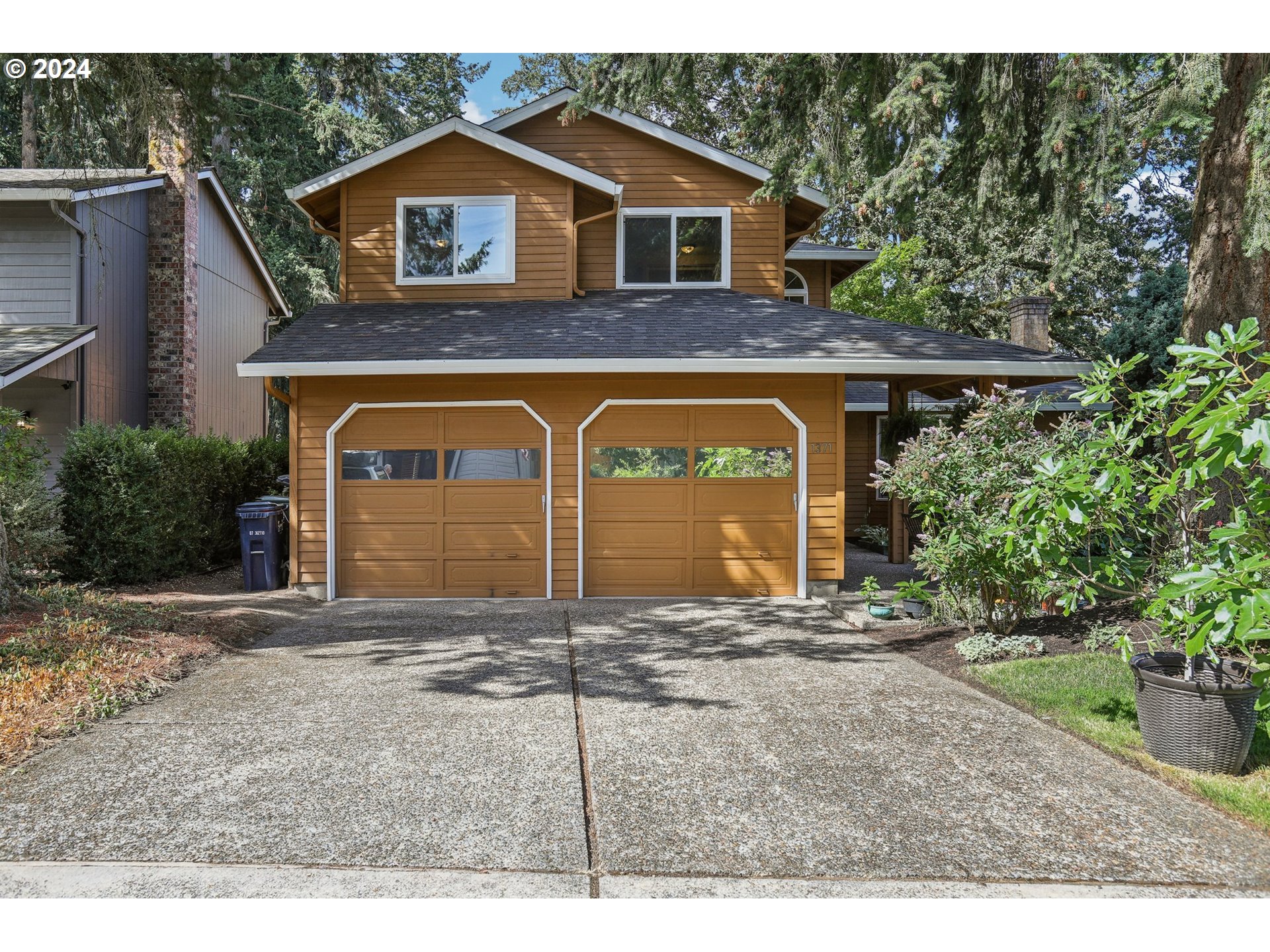 Photo of 1371 179TH CT Beaverton OR 97003