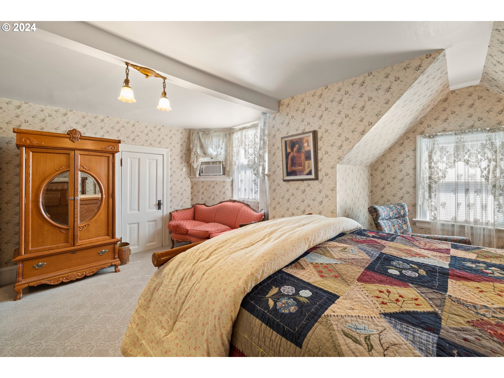 1927 NE 16TH AVE, Portland, OR, 97212