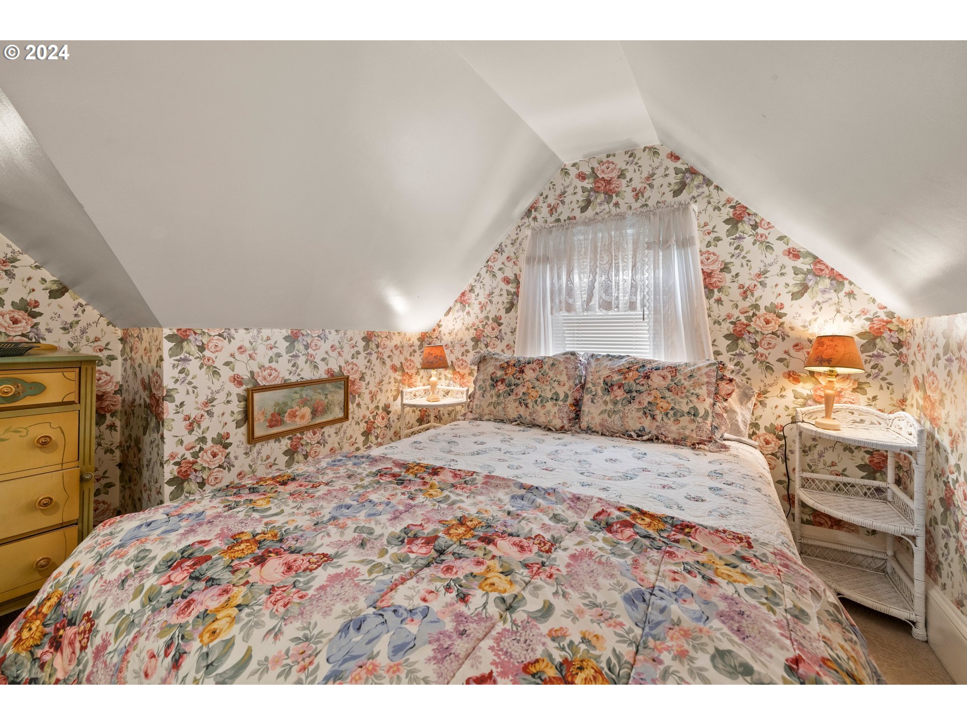 1927 NE 16TH AVE, Portland, OR, 97212