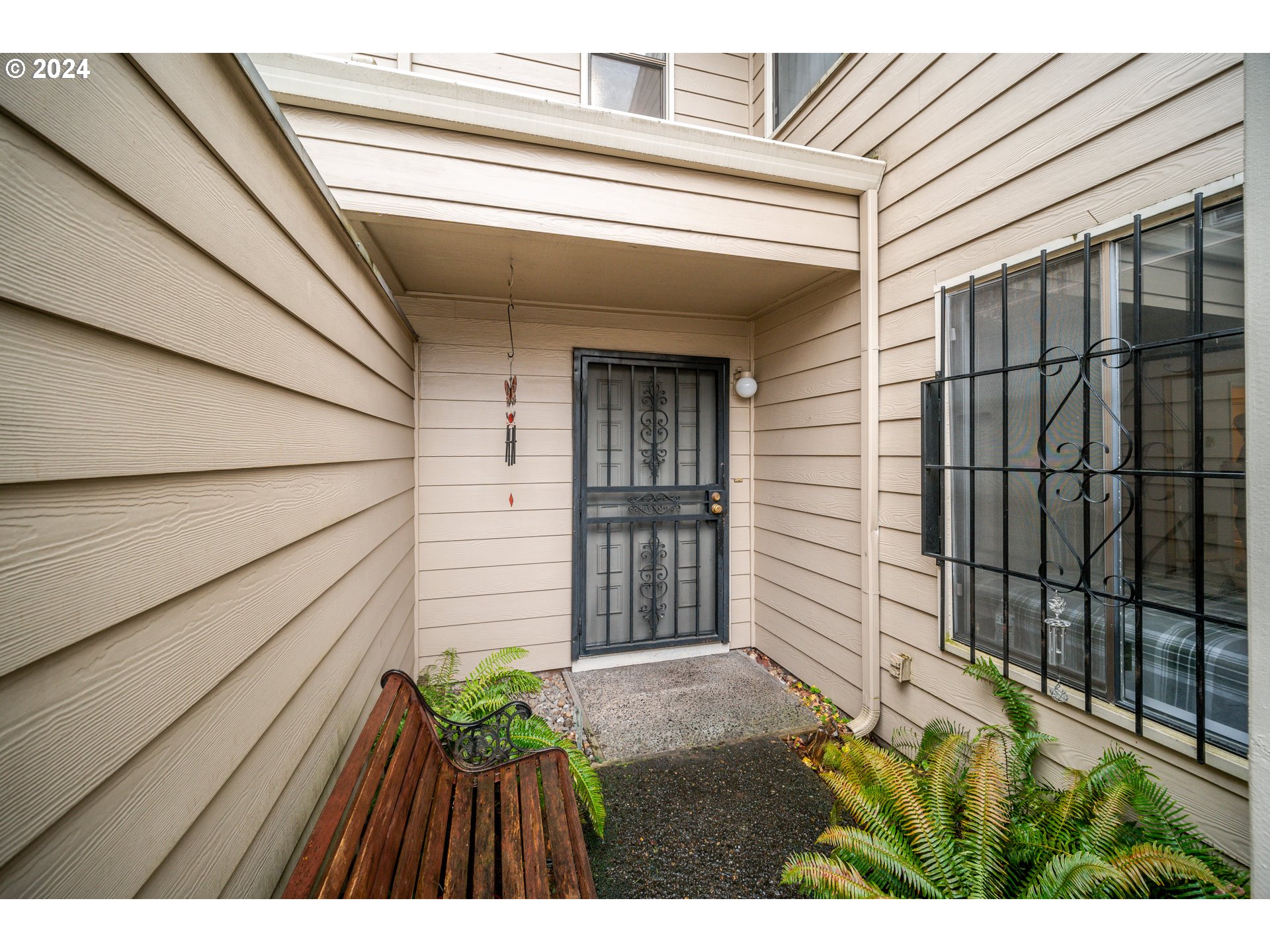 Photo #2: 24028086 Listing 