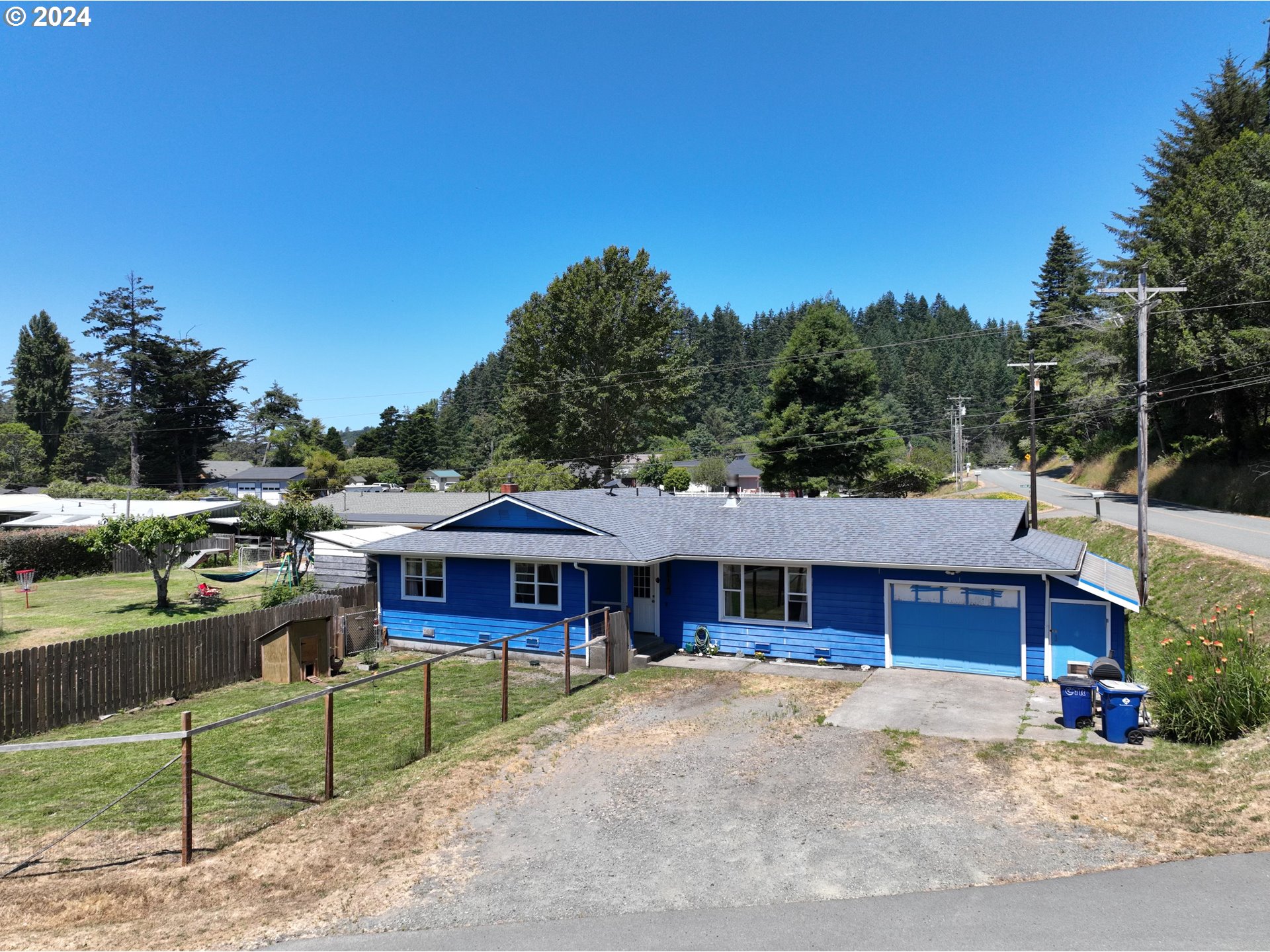 Photo of 28218 MATEER RD Gold Beach OR 97444