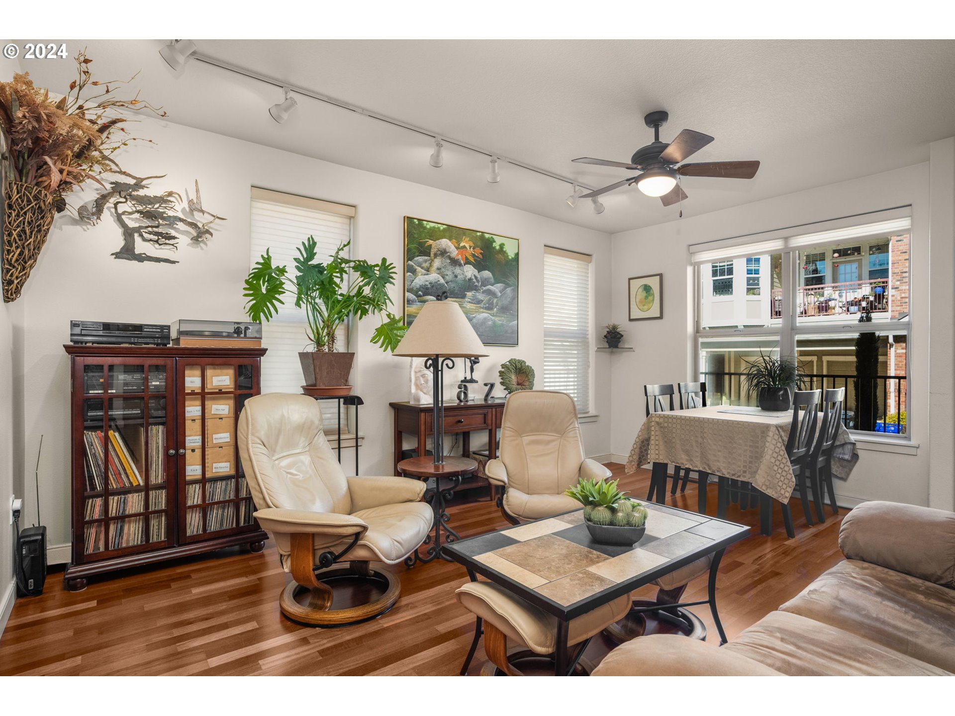 Photo #6: 24028767 Listing 