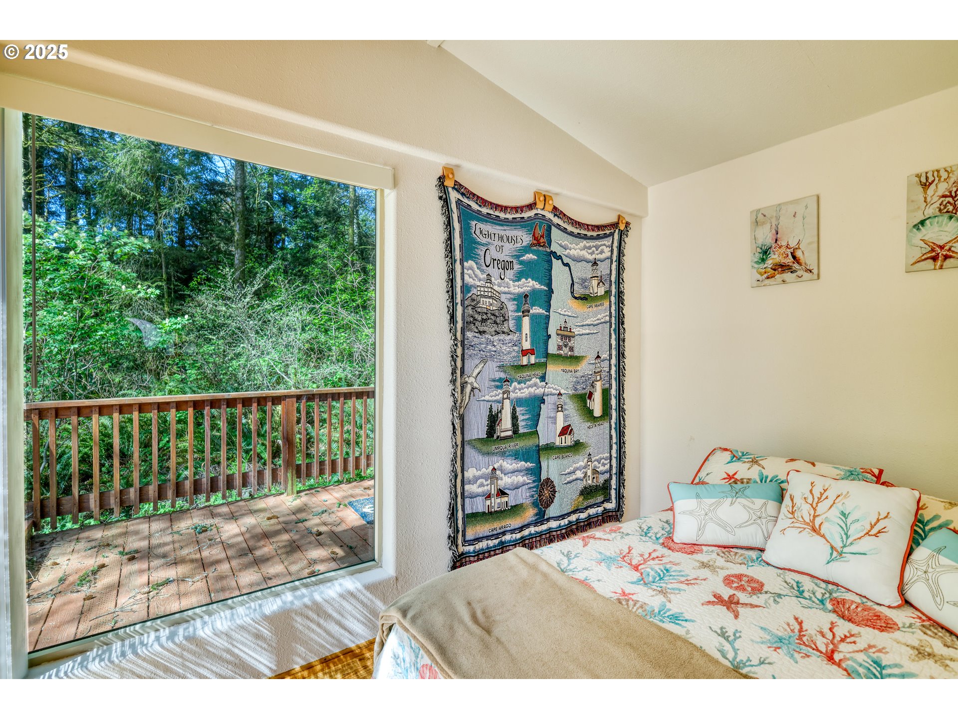 19921 WHALESHEAD RD UNIT B8, Brookings, OR, 97415