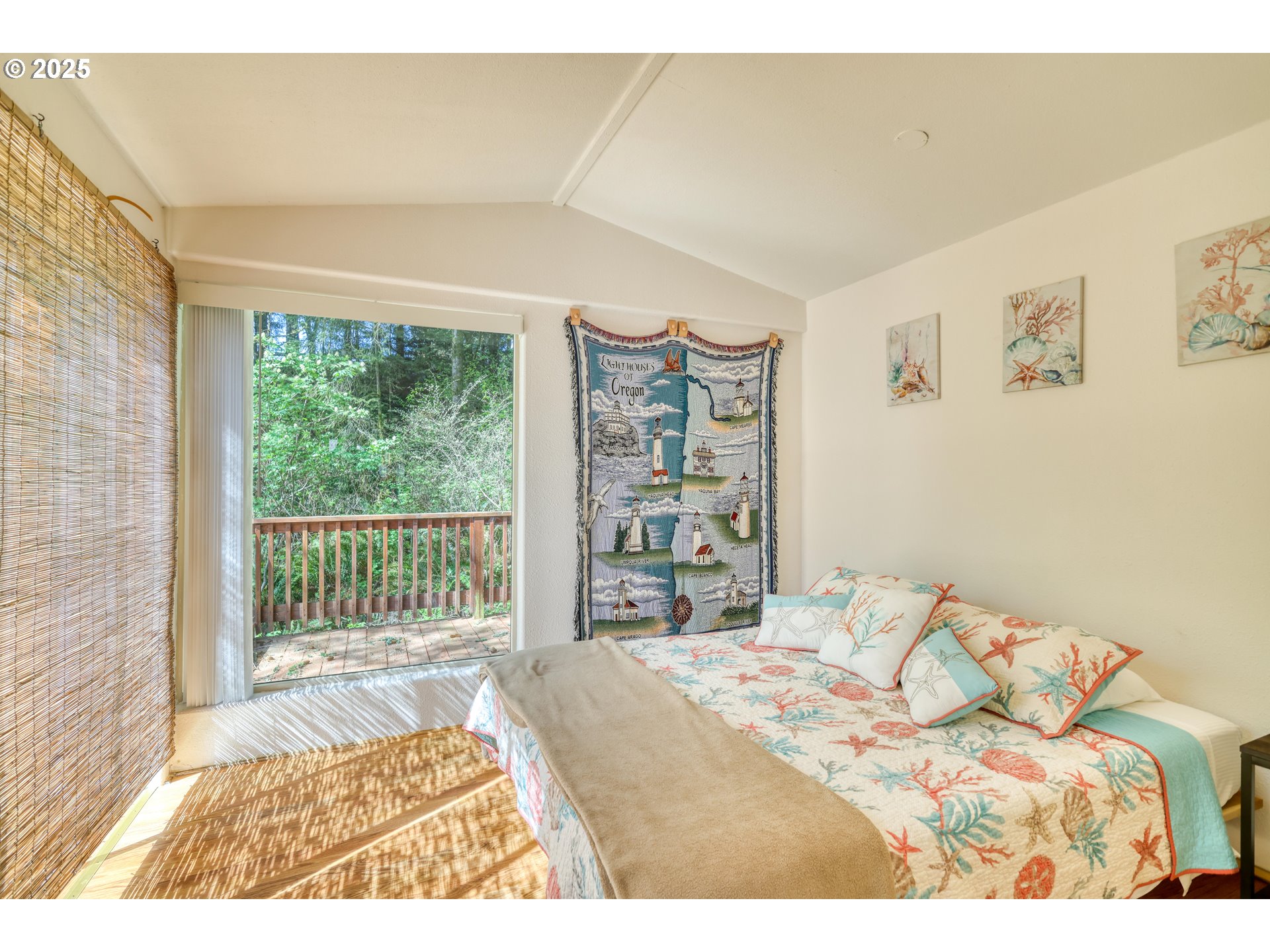 19921 WHALESHEAD RD UNIT B8, Brookings, OR, 97415