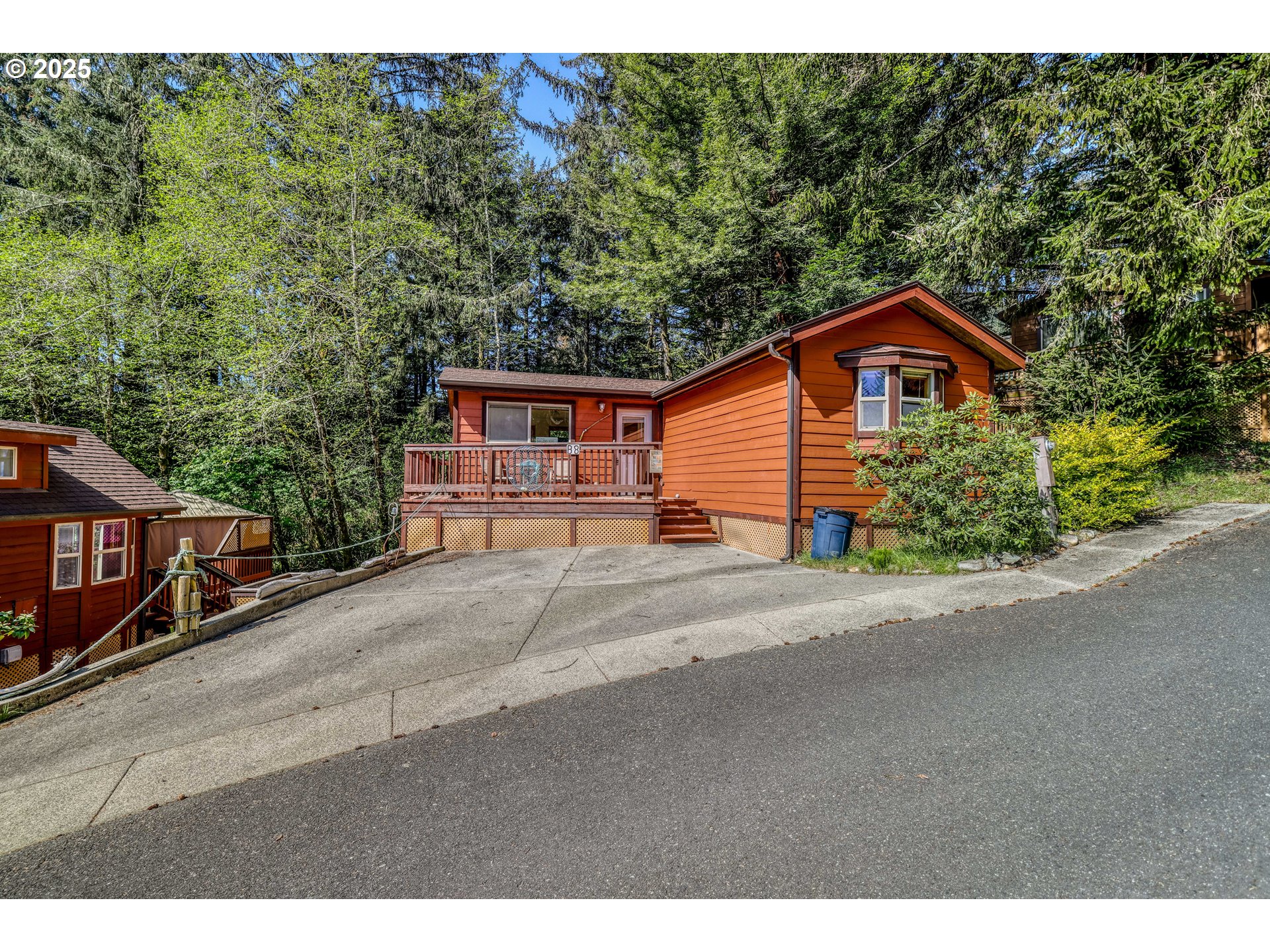 19921 WHALESHEAD RD UNIT B8, Brookings, OR, 97415