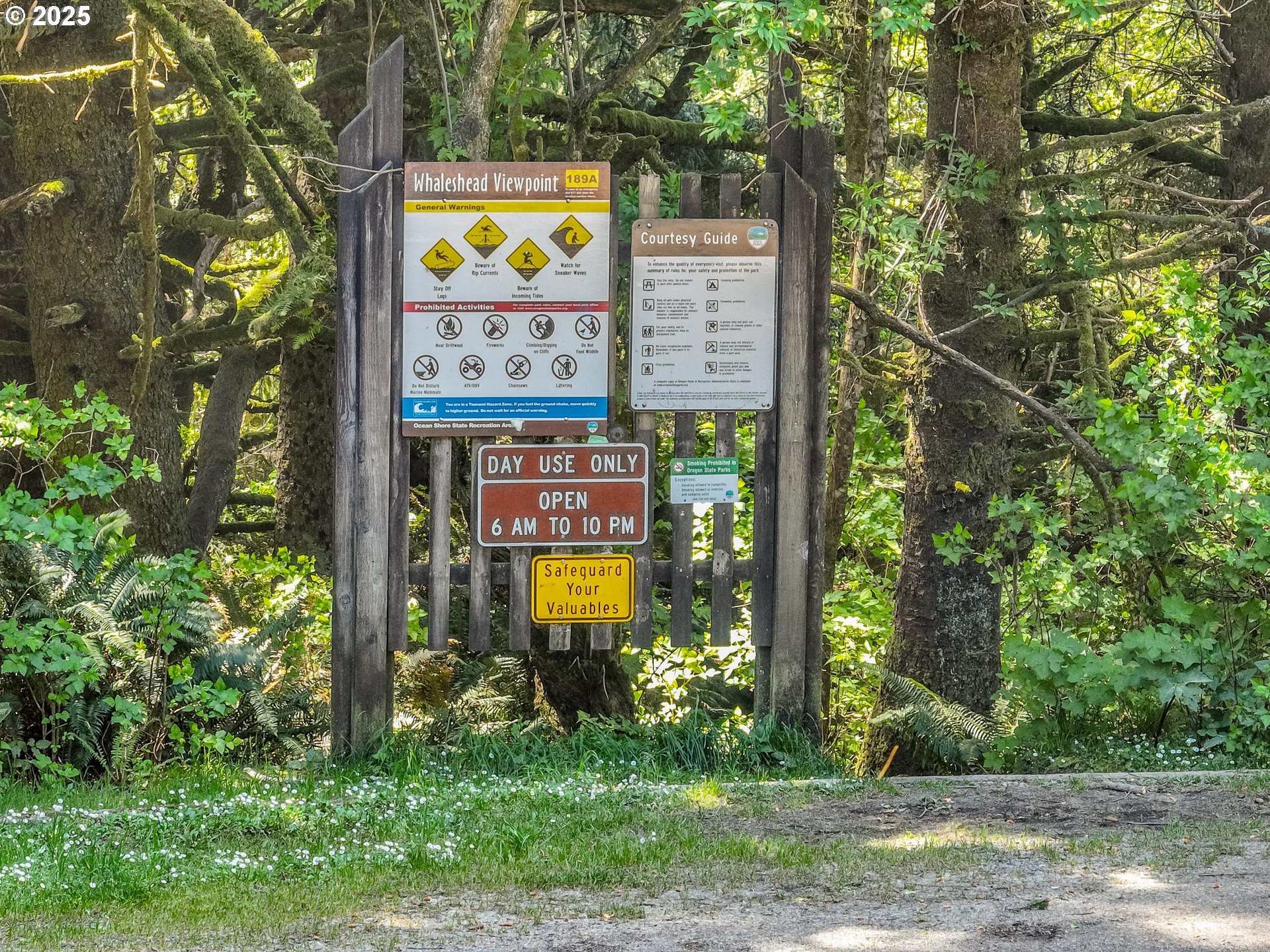 19921 WHALESHEAD RD UNIT B8, Brookings, OR, 97415