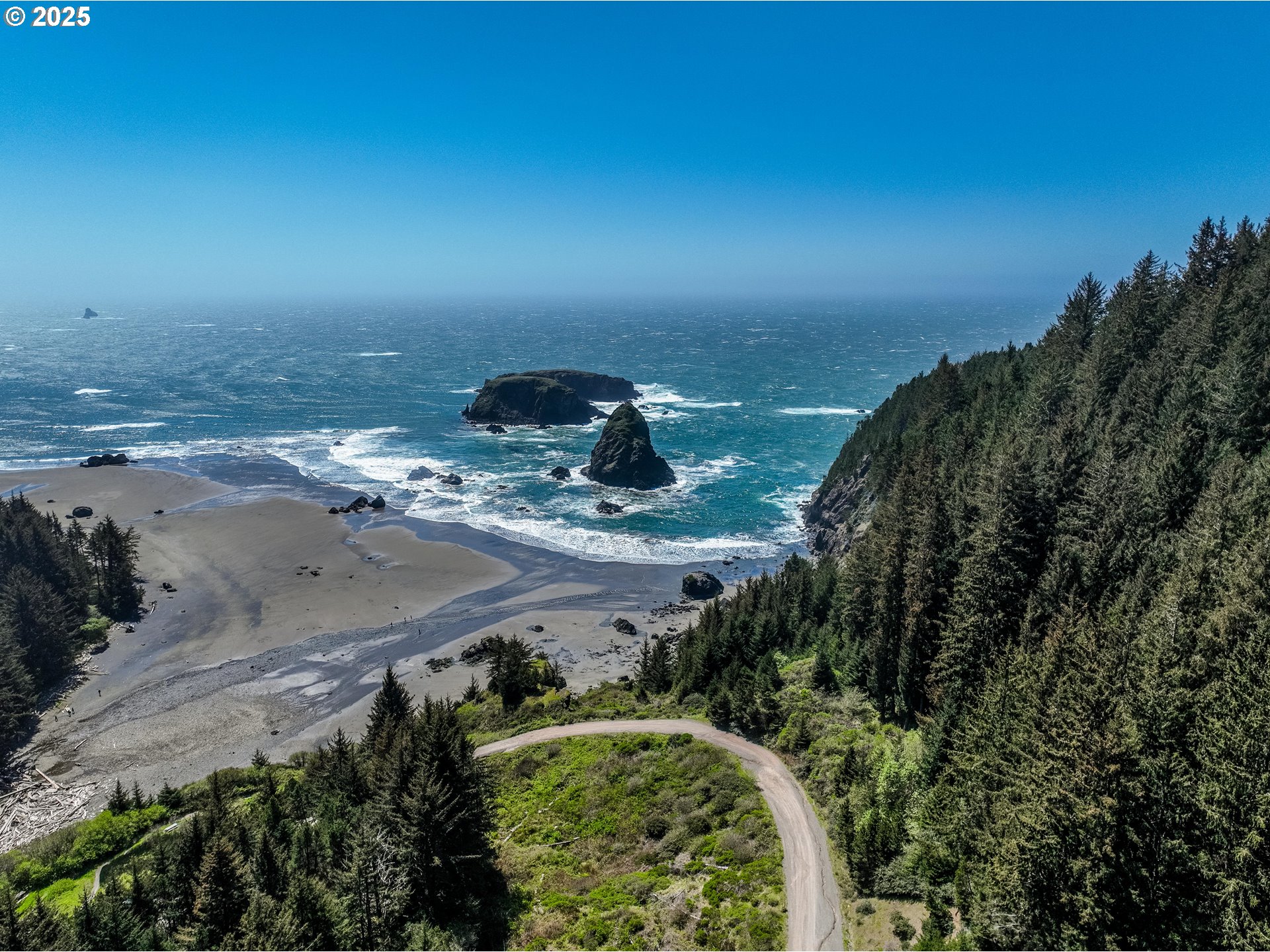 19921 WHALESHEAD RD UNIT B8, Brookings, OR, 97415