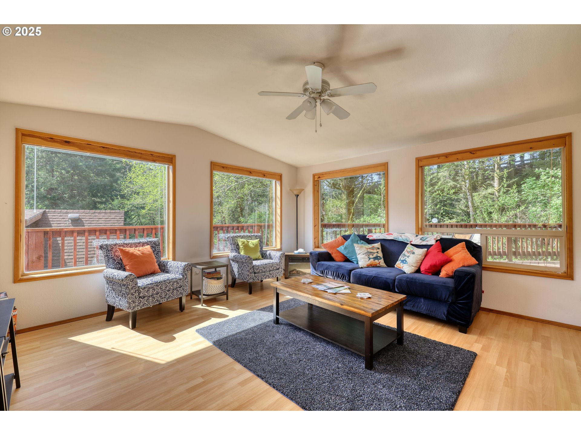 19921 WHALESHEAD RD UNIT B8, Brookings, OR, 97415