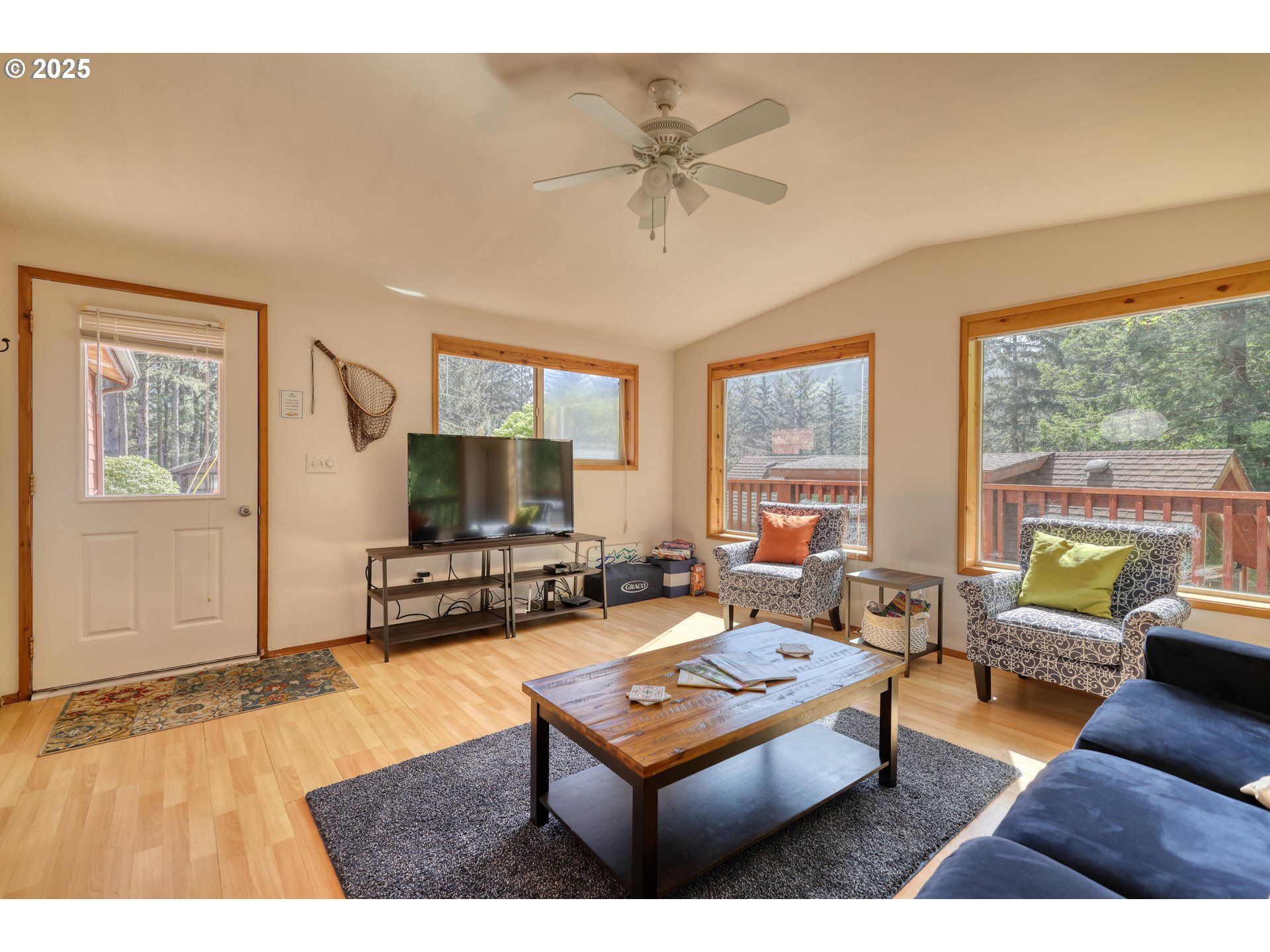 19921 WHALESHEAD RD UNIT B8, Brookings, OR, 97415