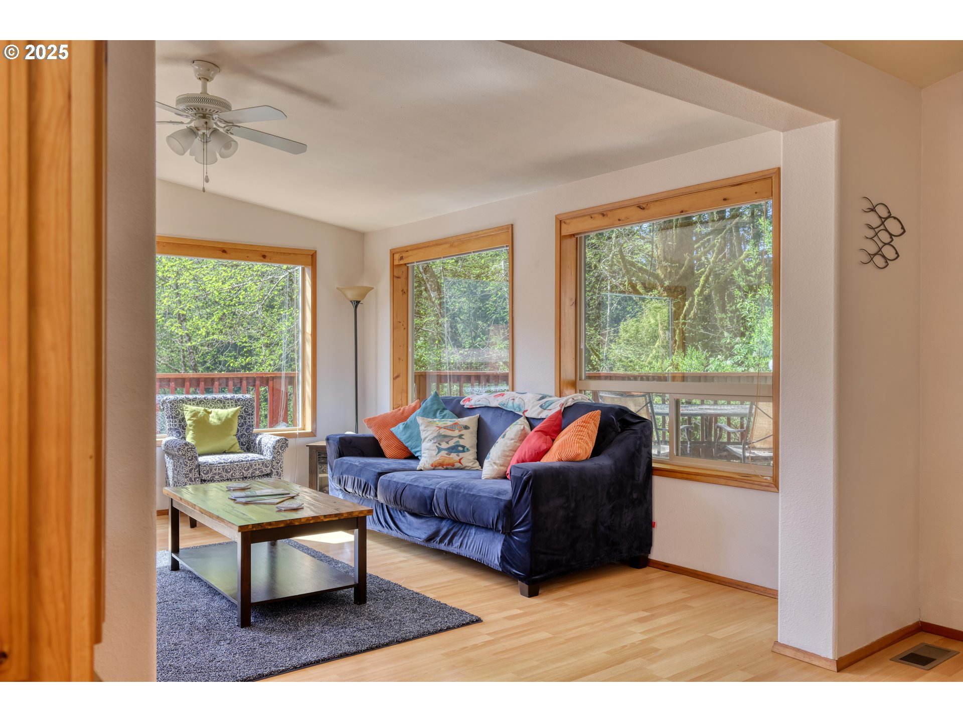 19921 WHALESHEAD RD UNIT B8, Brookings, OR, 97415