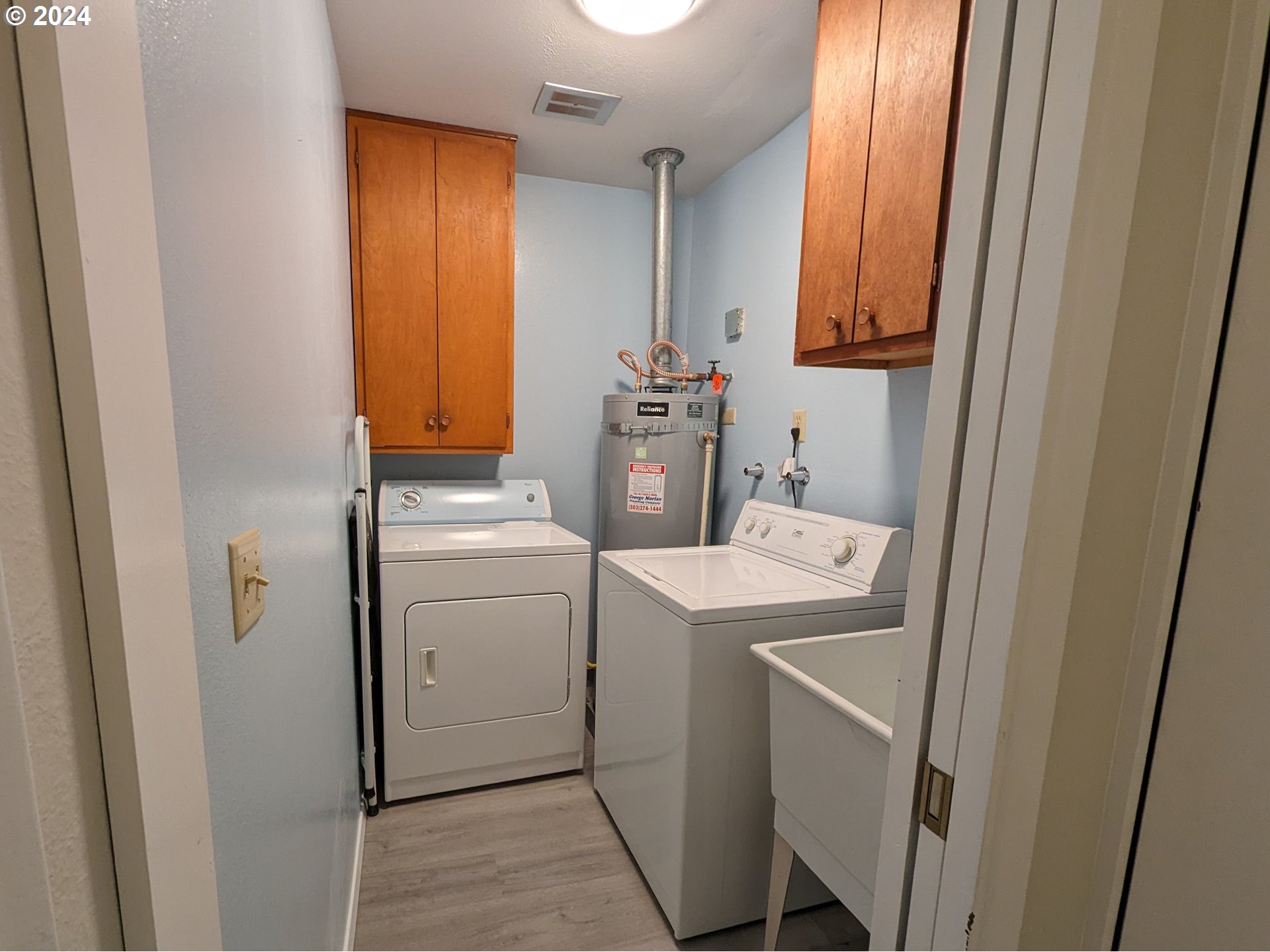 More Details about MLS # 24033347 : 336 SE 50TH AVE 3