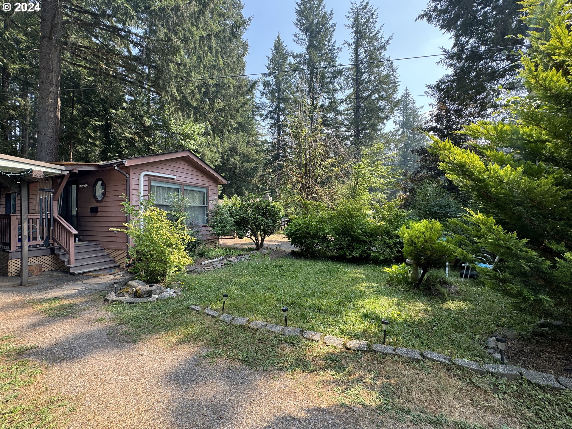 Photo of 55636 McKenzie River DR Blue River OR 97413