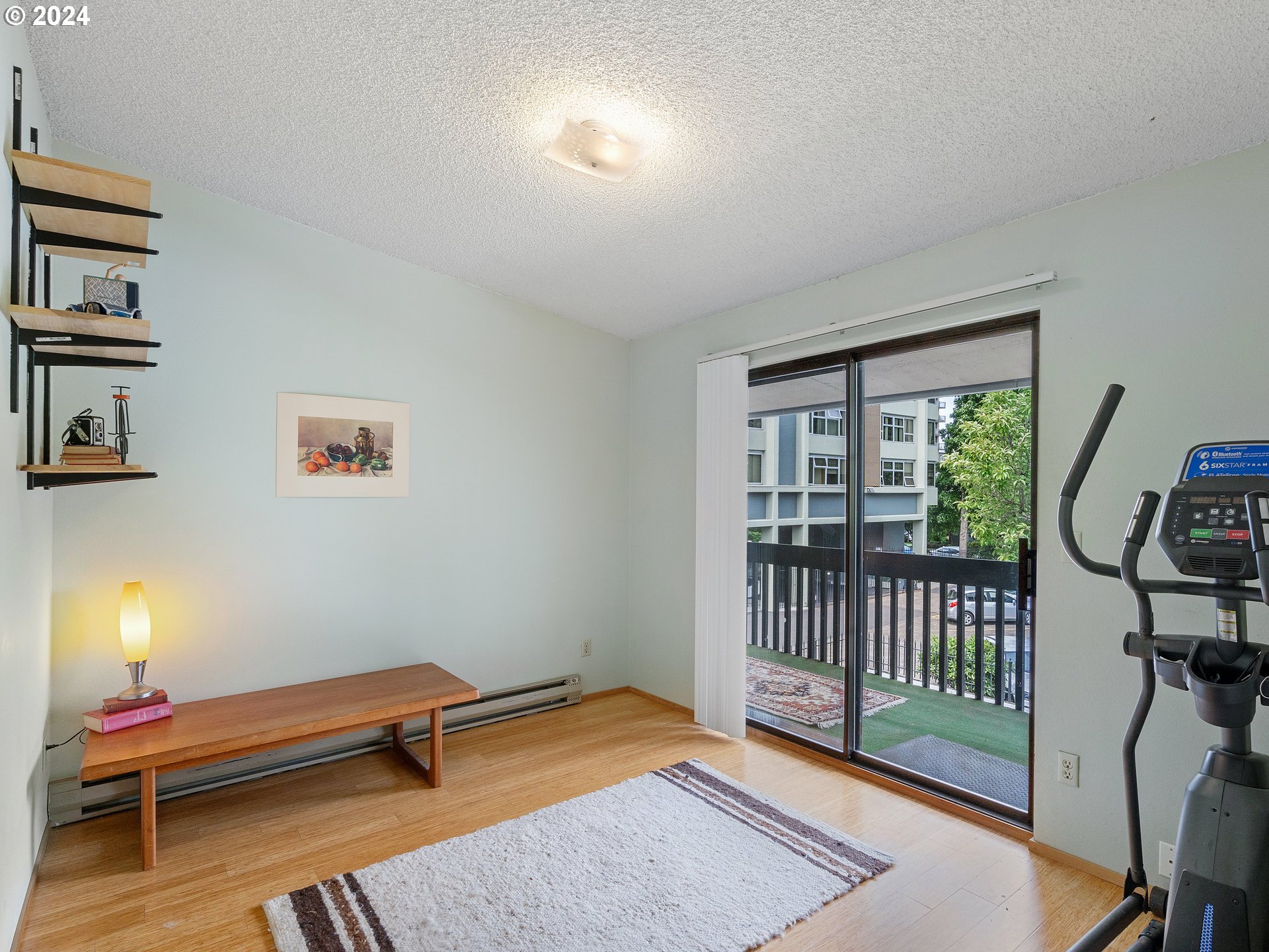 Photo #6: 24046024 Listing 
