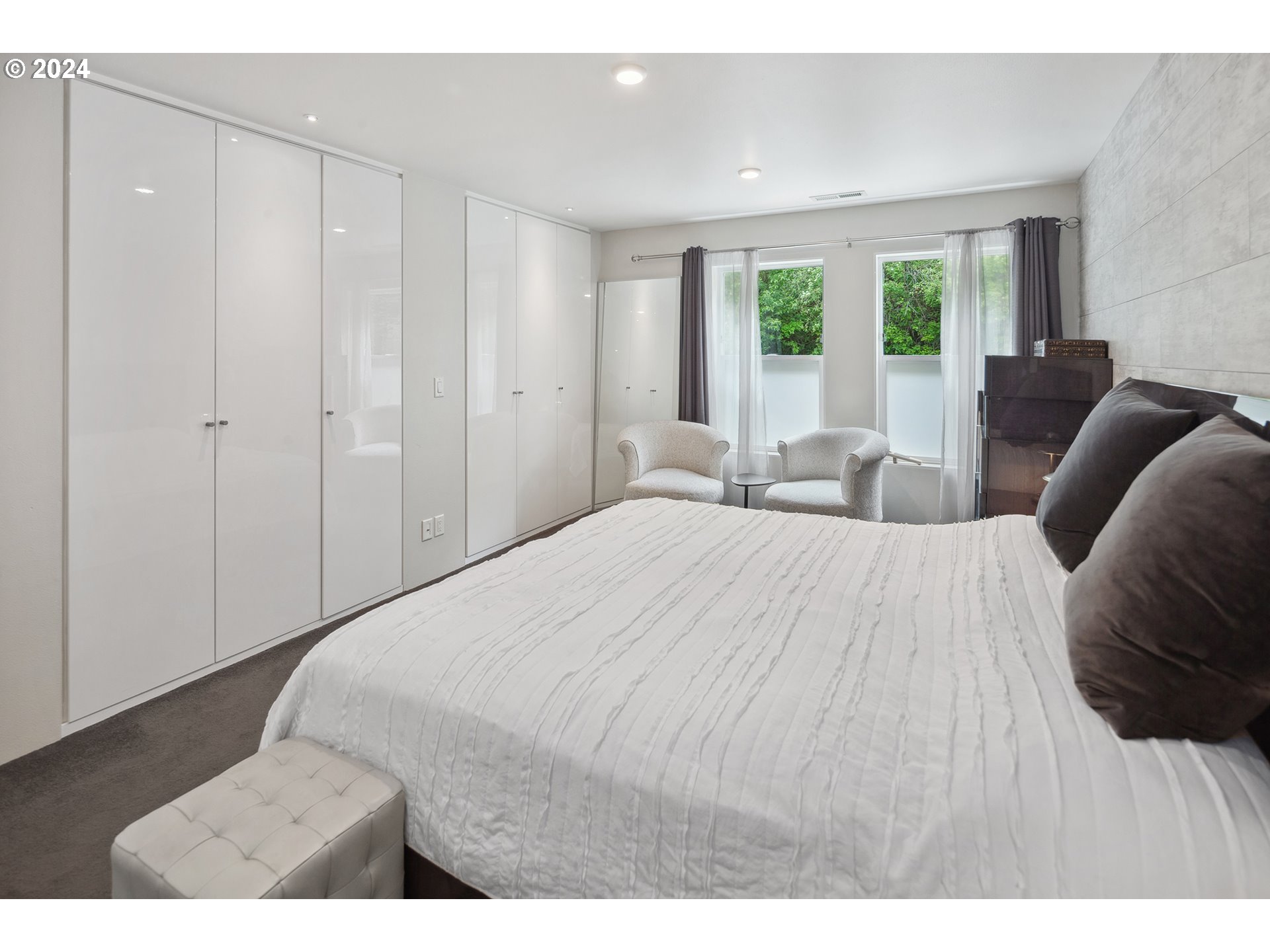 Photo #4: 24062884 Listing 
