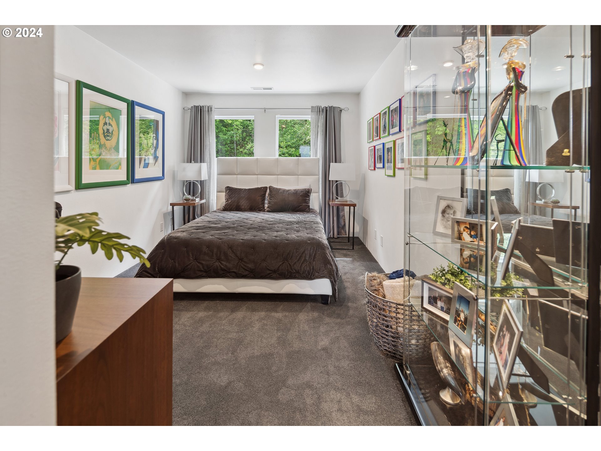 Photo #5: 24062884 Listing 