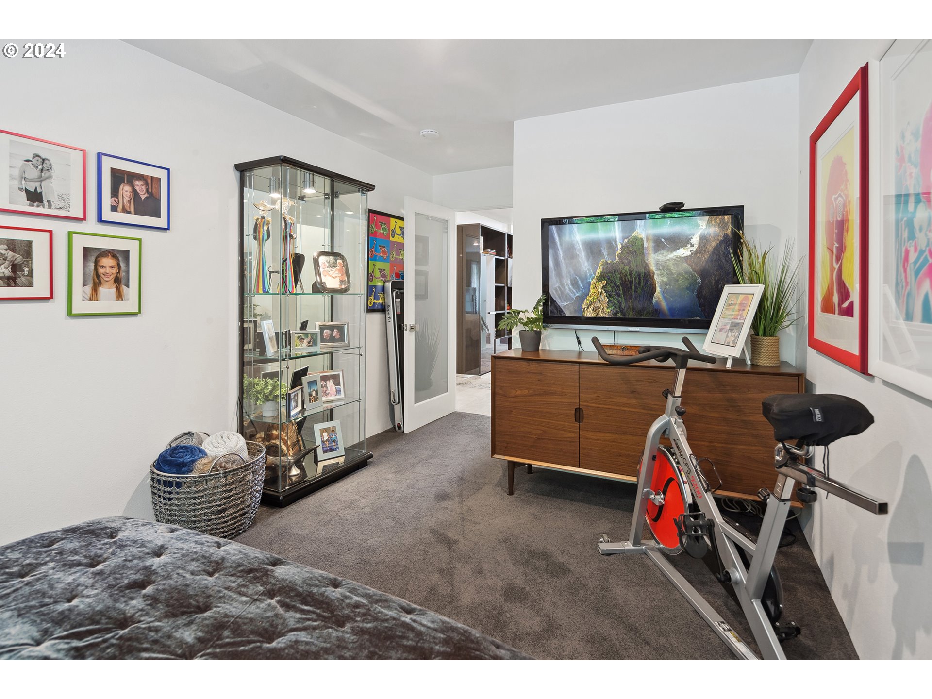 Photo #6: 24062884 Listing 