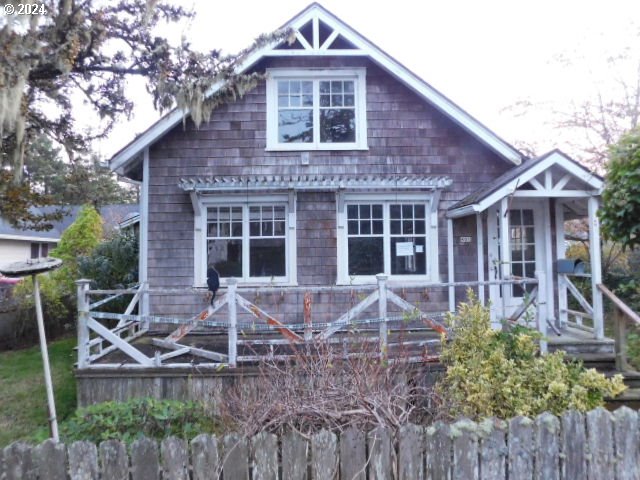 Photo of 801 26TH AVE Seaside OR 97138