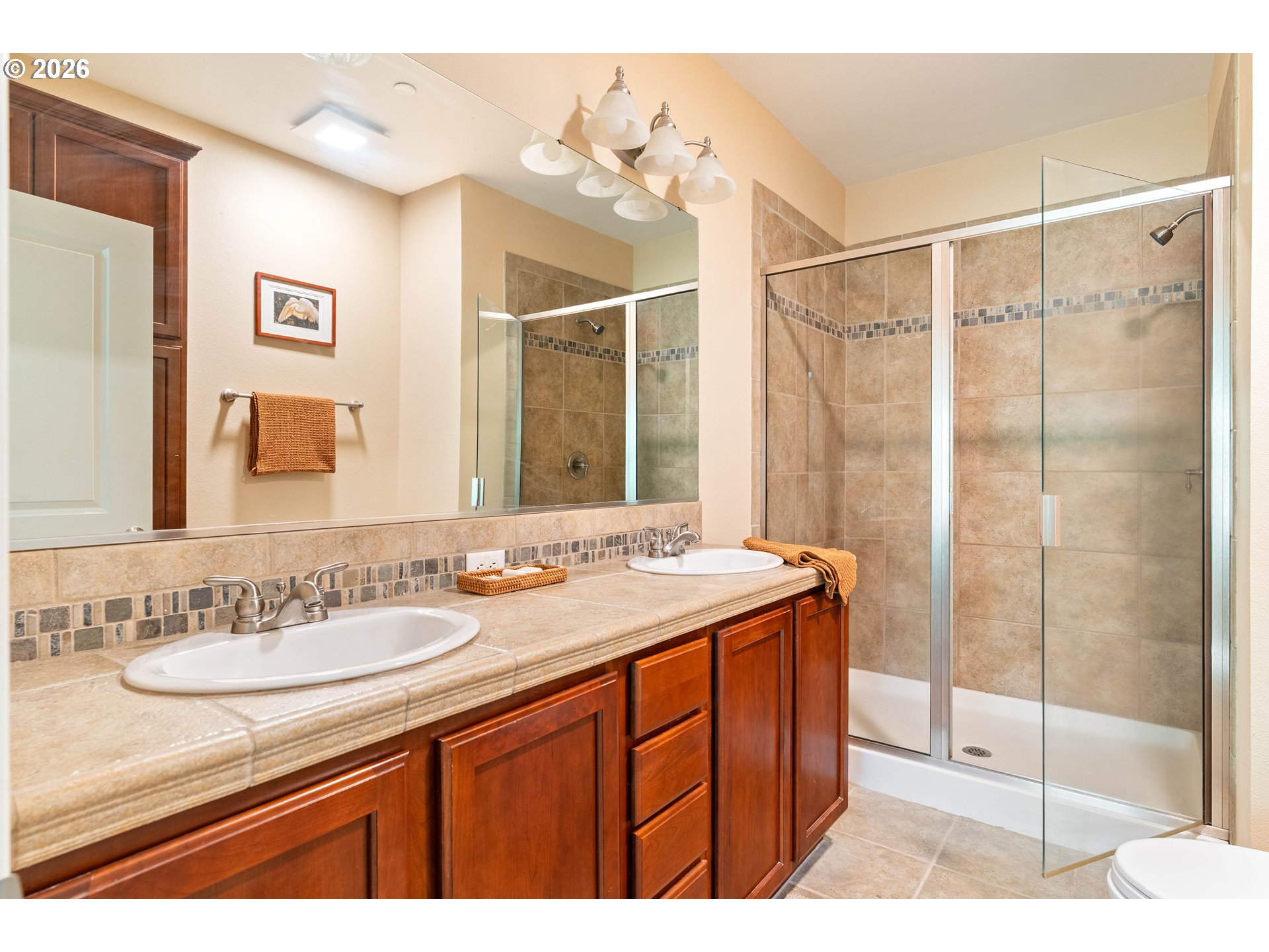 Photo #22: 240684064 Listing: Photo #22