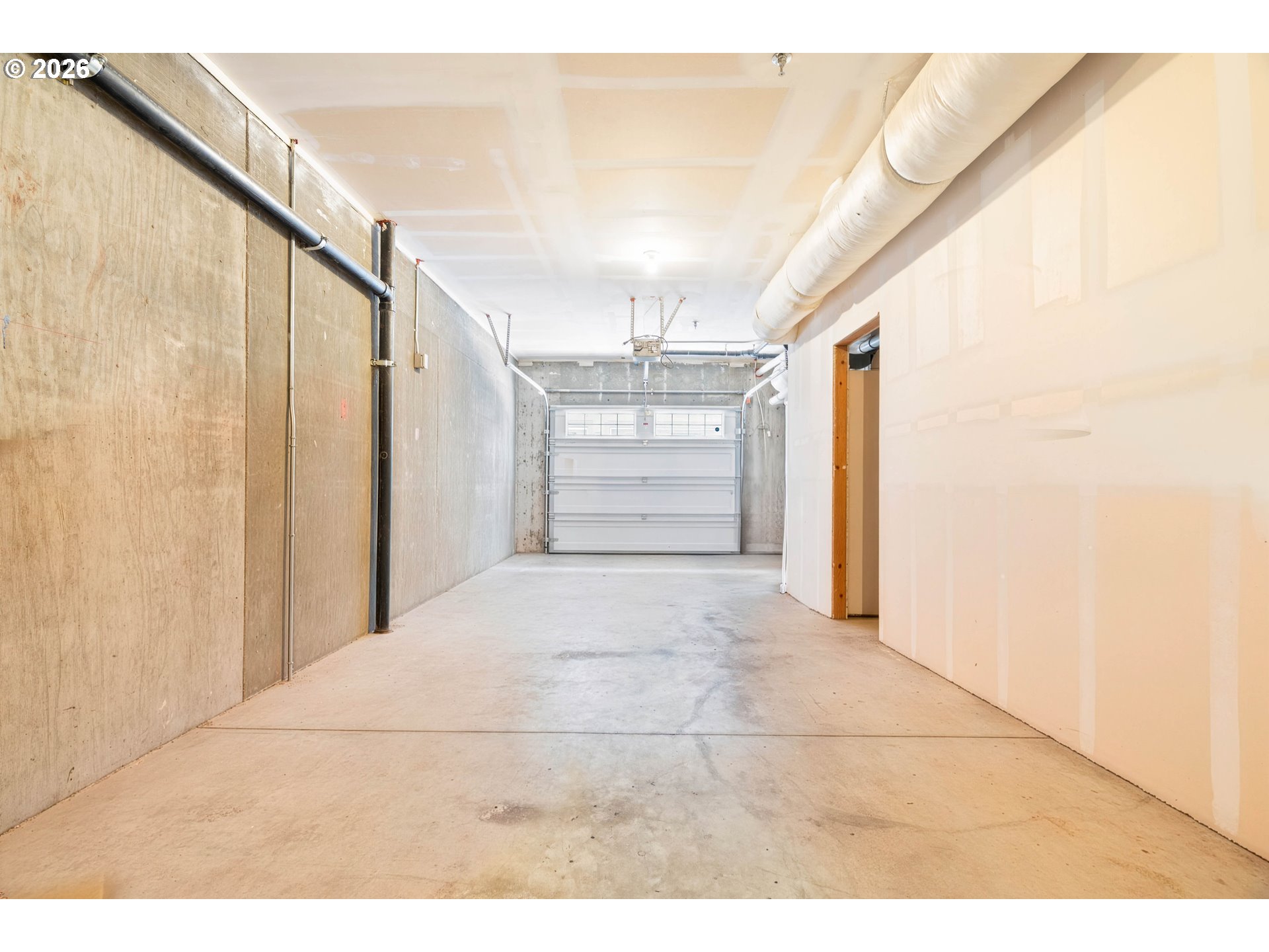 Photo #33: 240684064 Listing: Photo #33