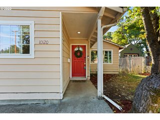 10120 N CENTRAL ST, Portland, OR 97203, 4 Bedrooms Bedrooms, ,1 BathroomBathrooms,Residential,For Sale,CENTRAL,24073313