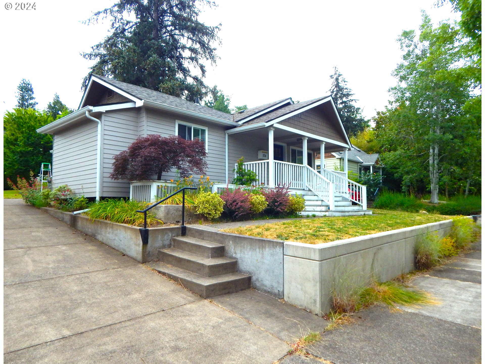 Photo of 2235 JEFFERSON ST Eugene OR 97405