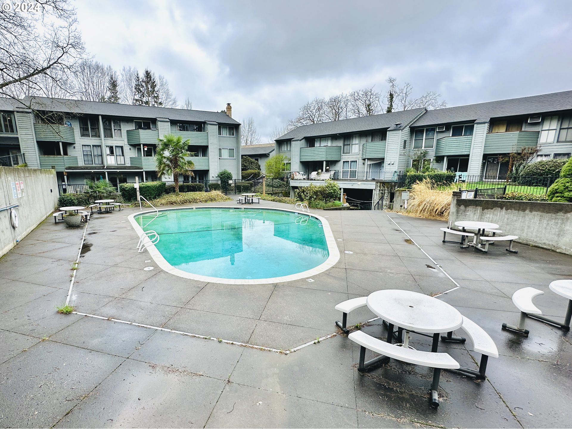 Photo #6: 24078963 Listing 