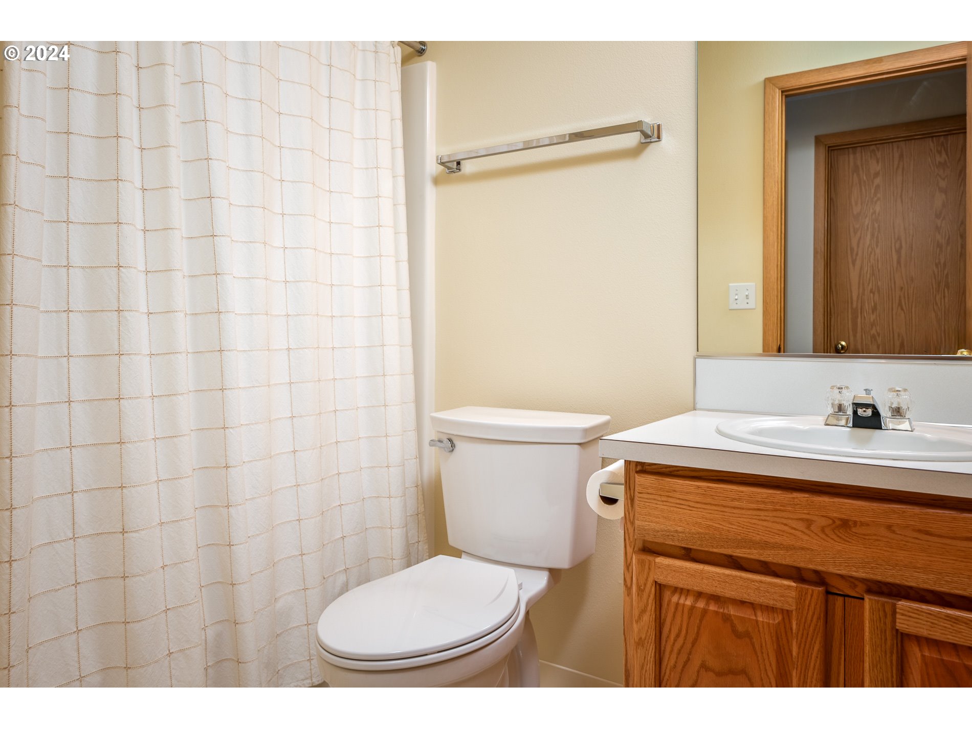 Photo #6: 24085267 Listing 